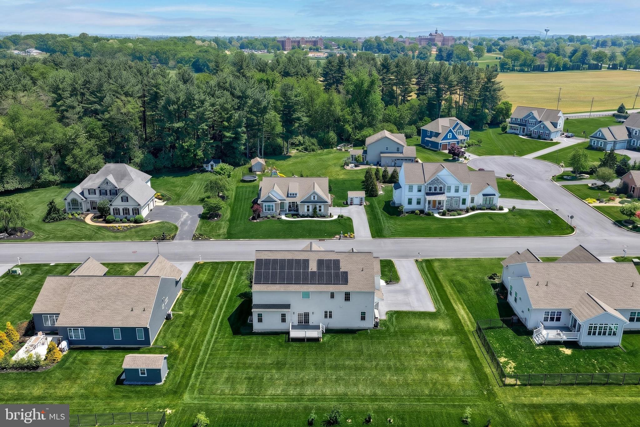 STRATHFORD MEADOWS - Residential