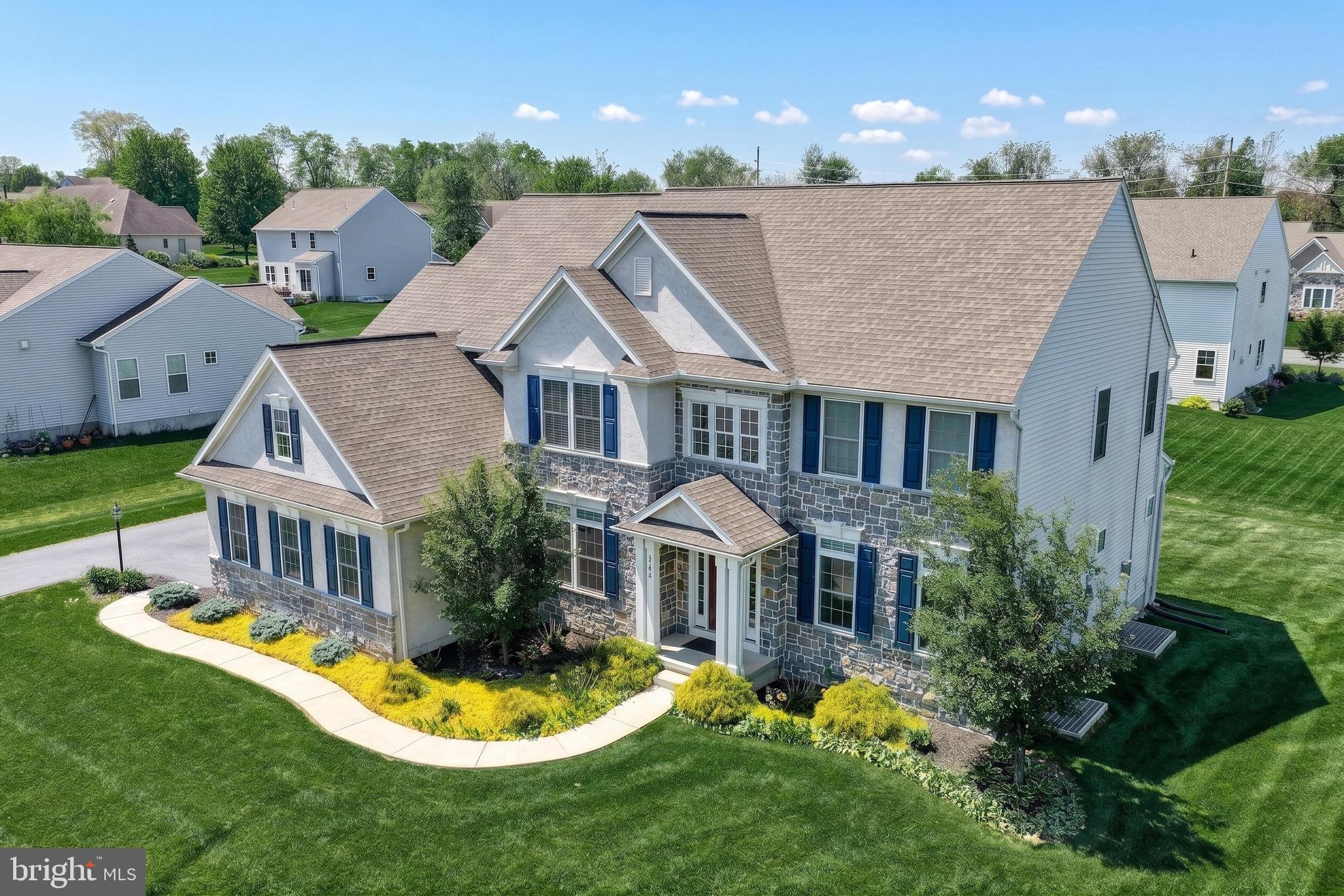 STRATHFORD MEADOWS - Residential