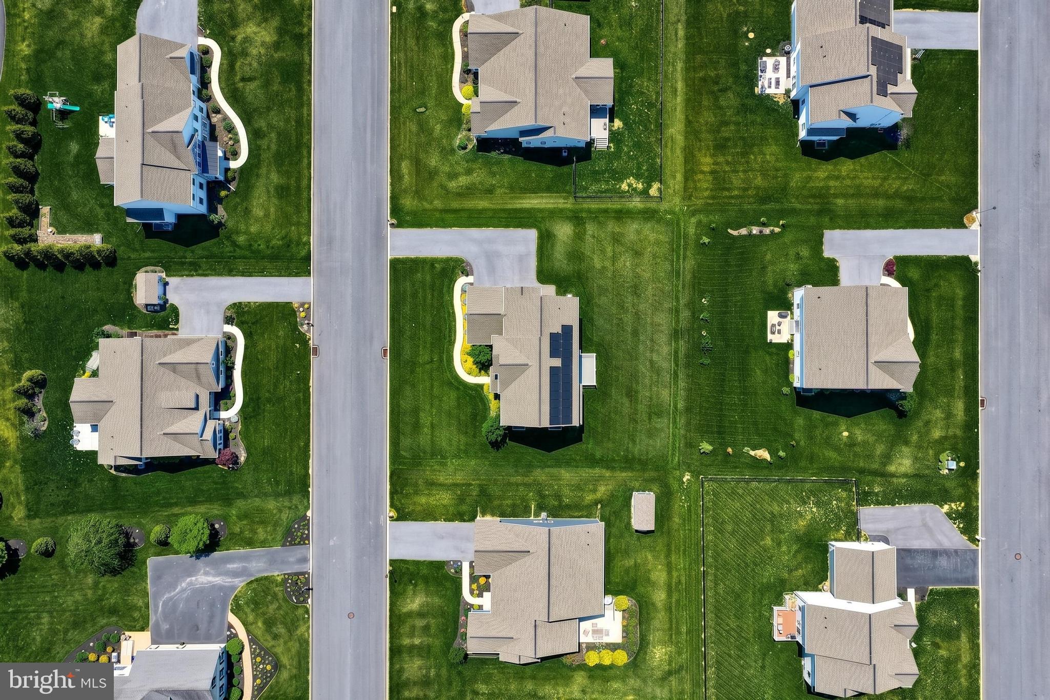STRATHFORD MEADOWS - Residential