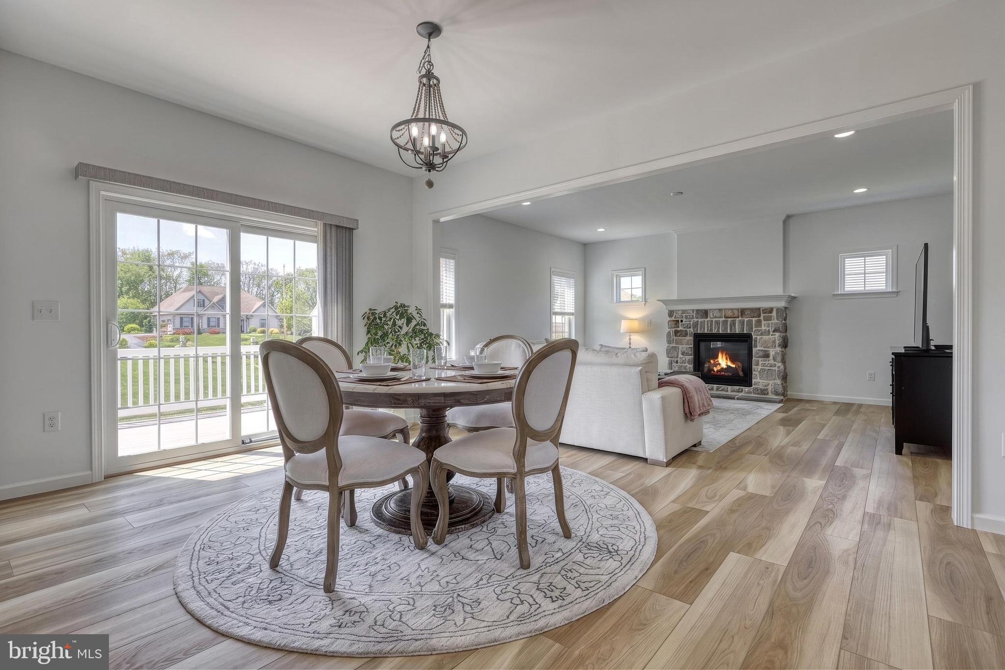 STRATHFORD MEADOWS - Residential