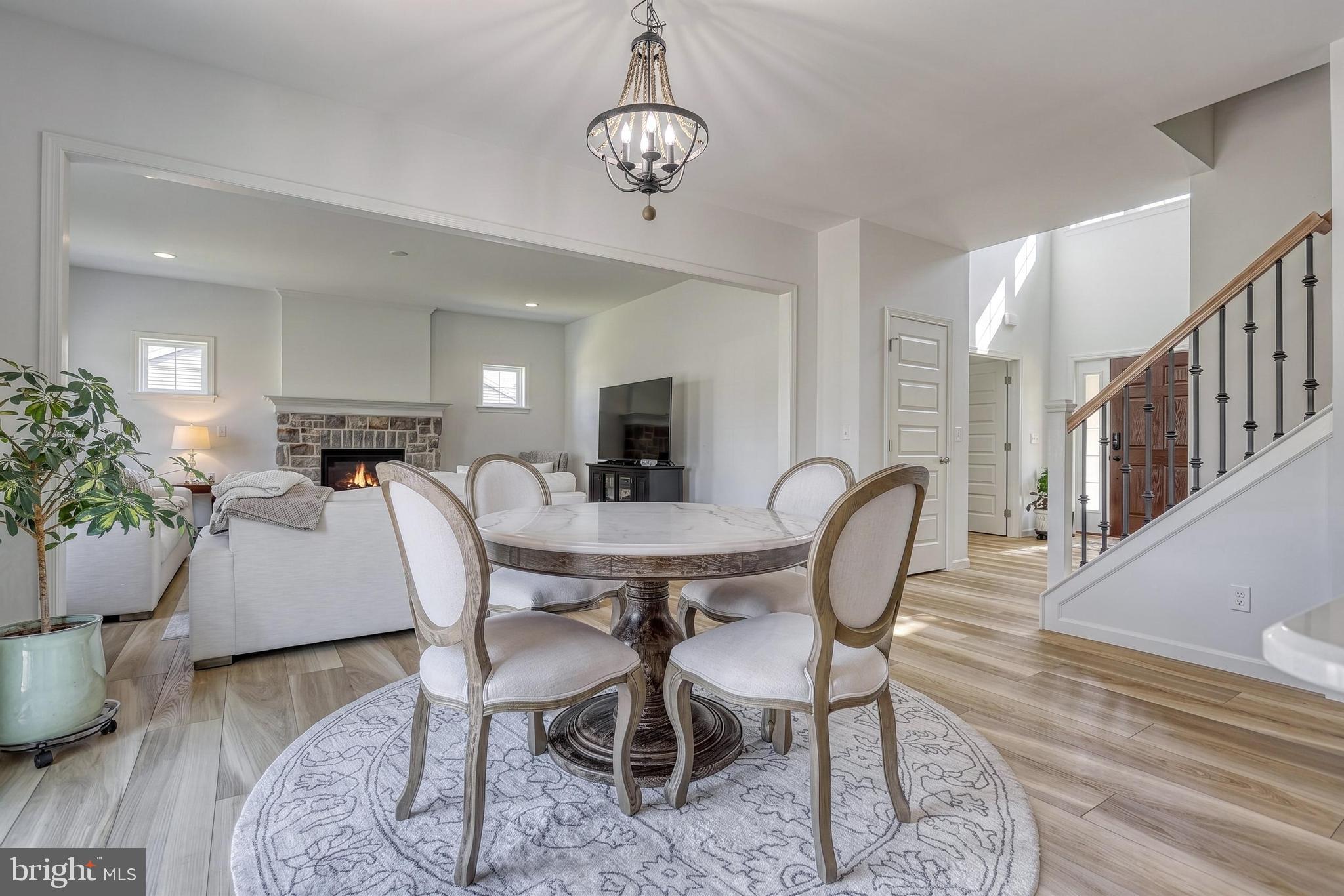 STRATHFORD MEADOWS - Residential