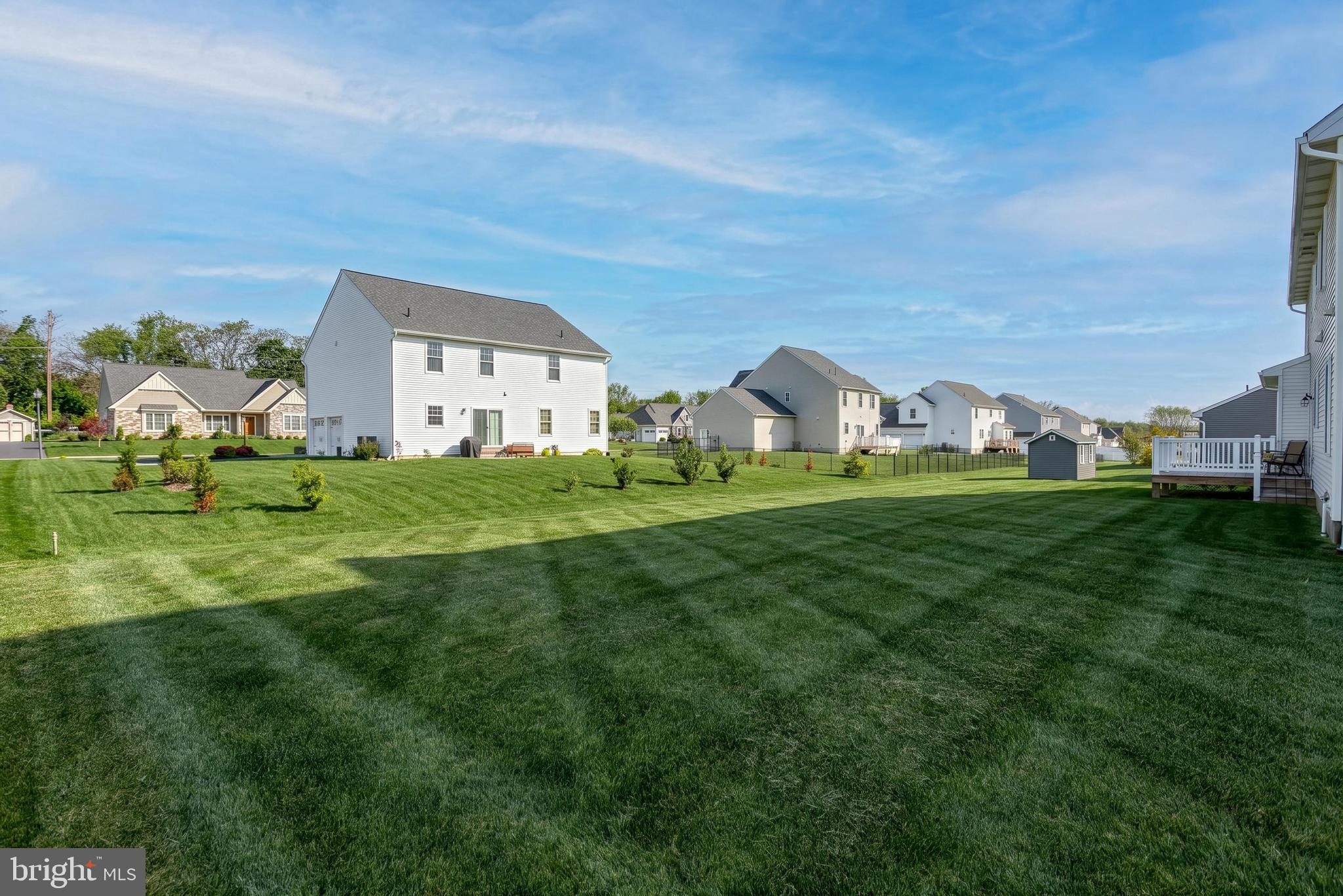 STRATHFORD MEADOWS - Residential