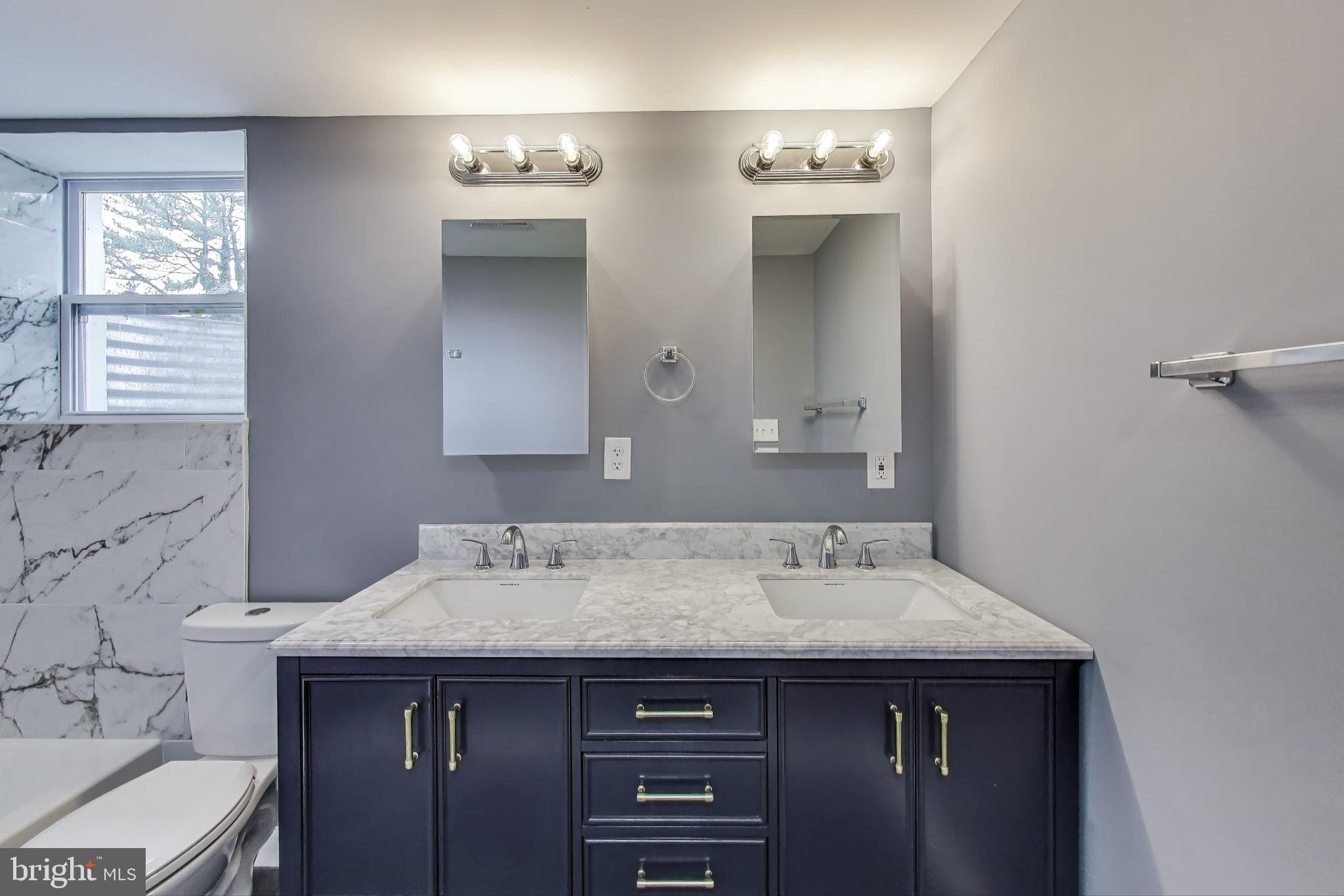 LANDSDOWNE - Residential