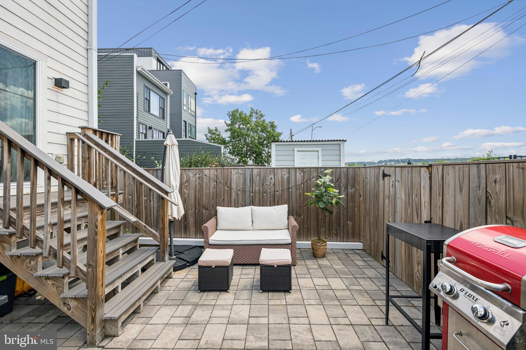 1519 K STREET SE 201