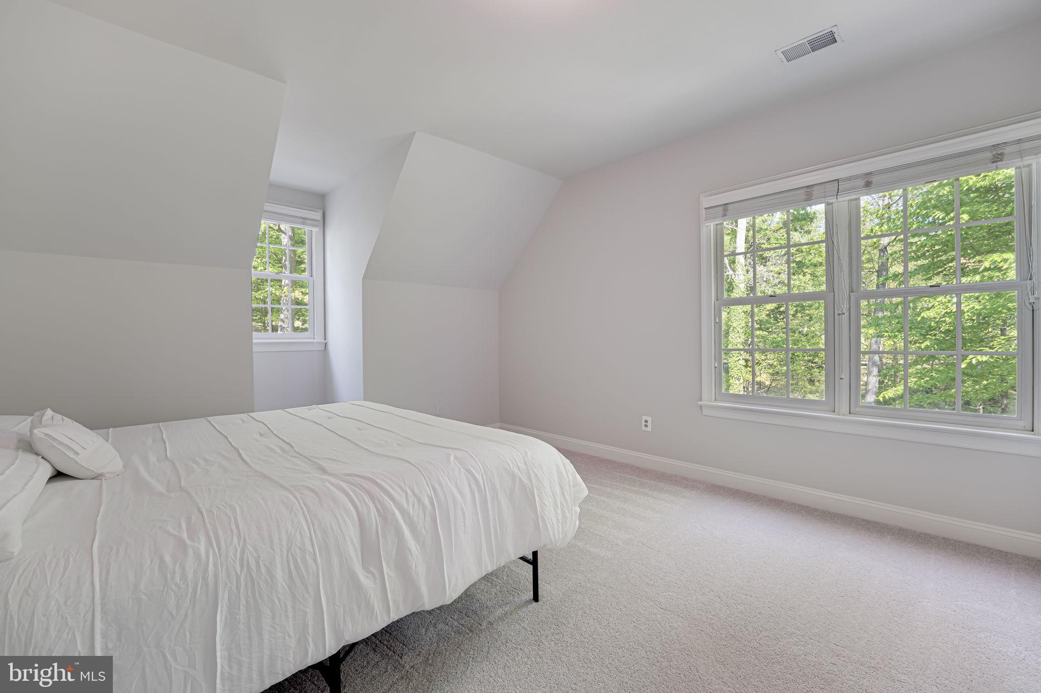 BEACON HILL - Residential