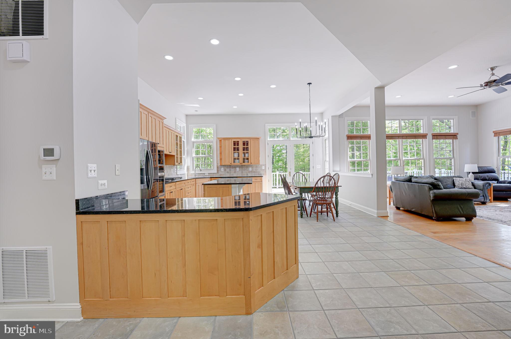 BEACON HILL - Residential