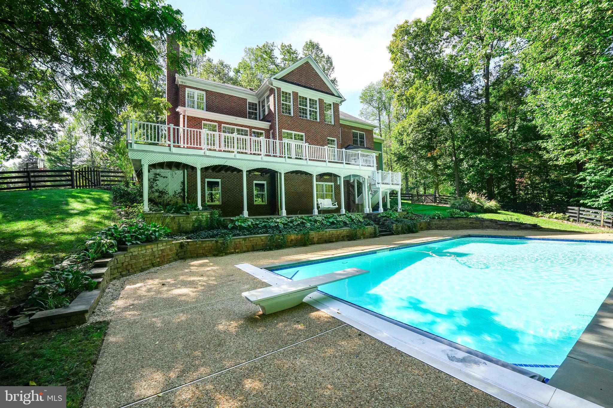 BEACON HILL - Residential