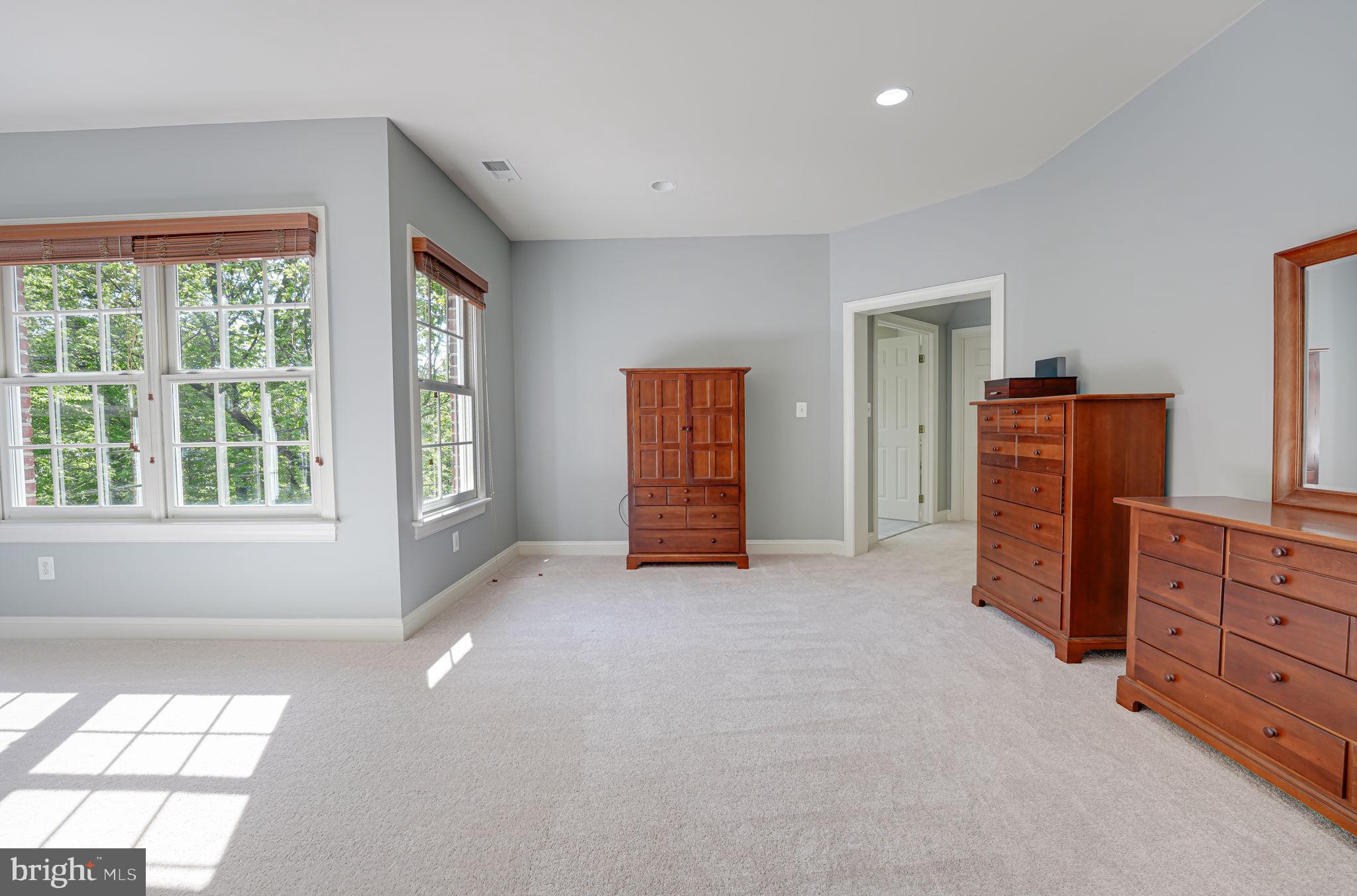 BEACON HILL - Residential