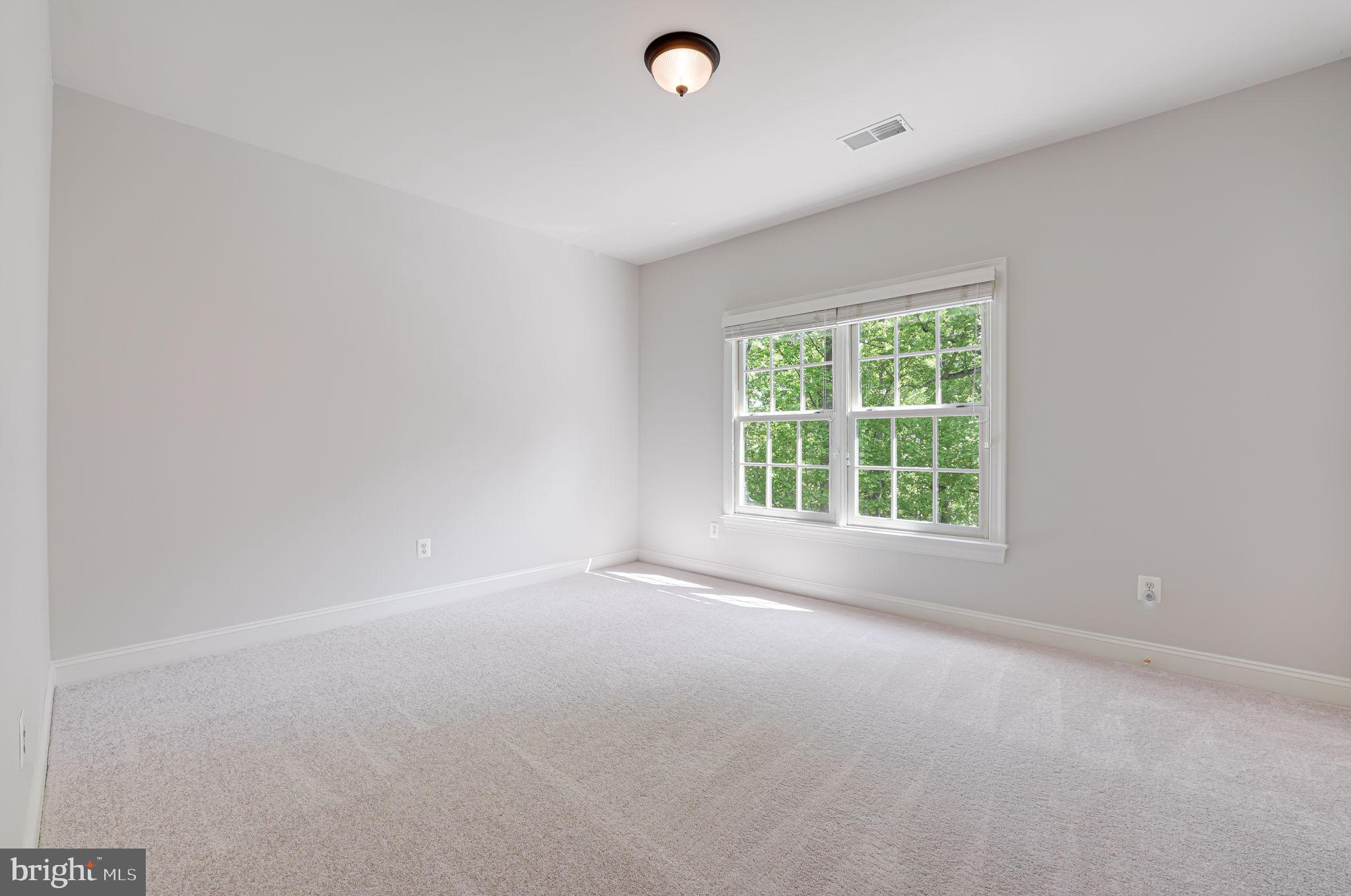 BEACON HILL - Residential