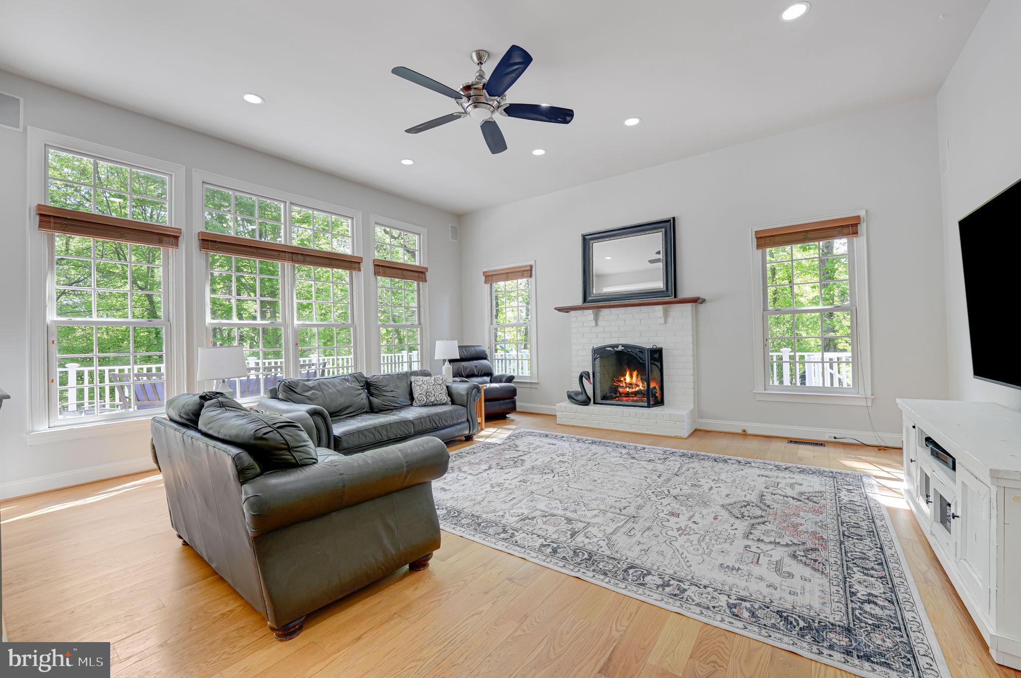 BEACON HILL - Residential