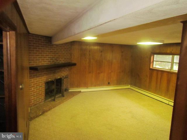 ARLINGTON PARK - Residential