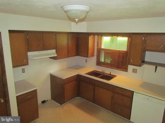 ARLINGTON PARK - Residential