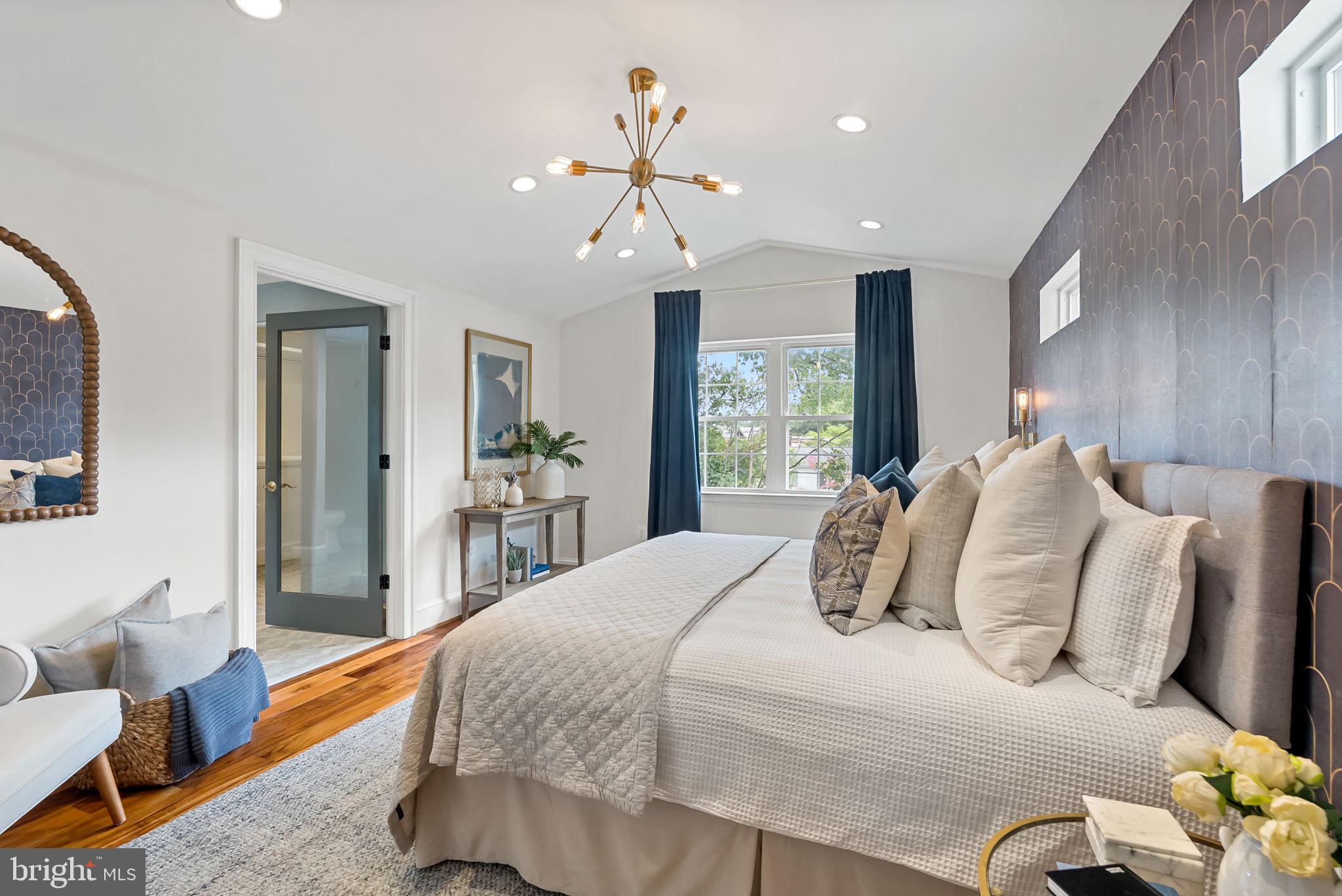 BEVERLY HILLS - Residential