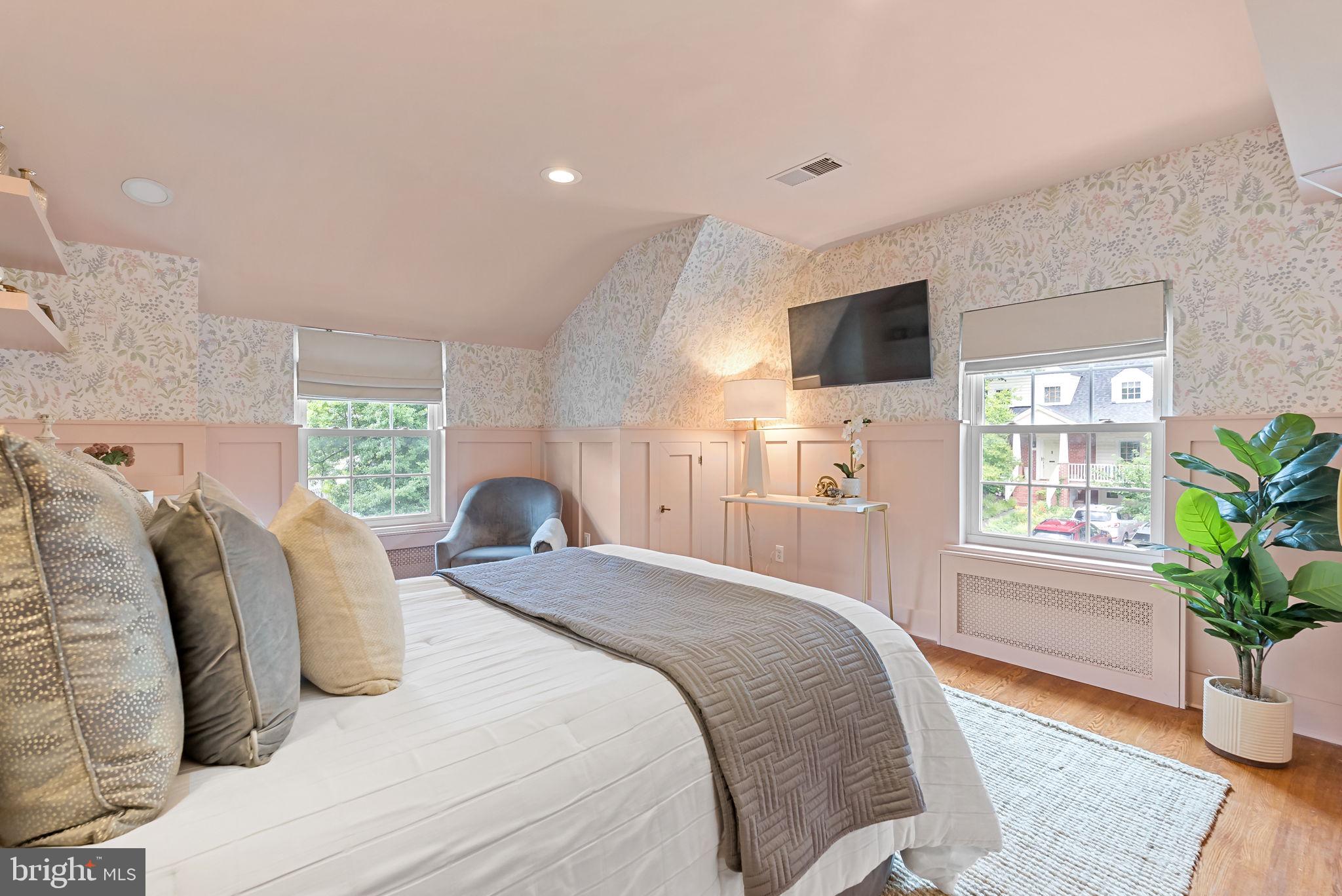 BEVERLY HILLS - Residential