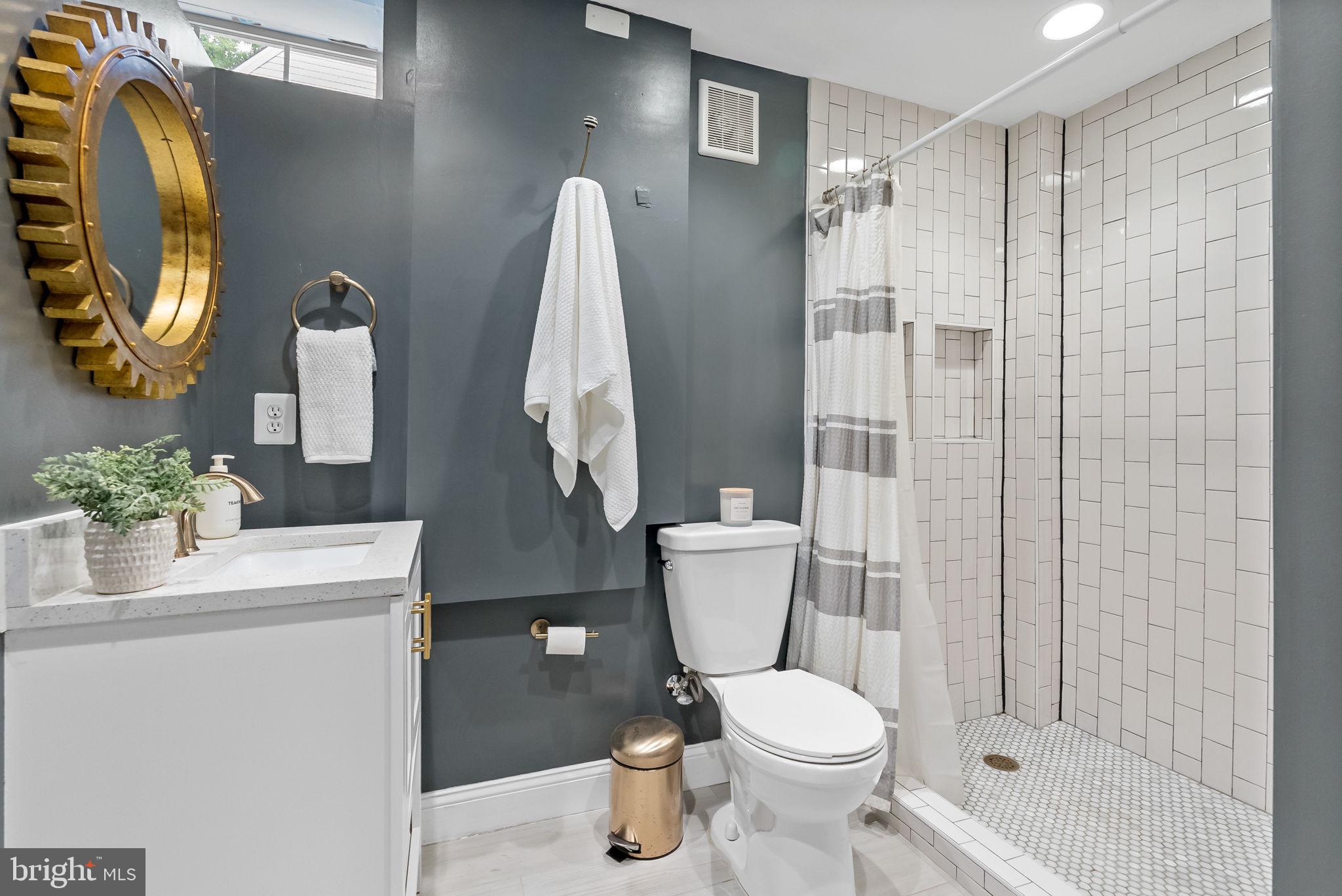 BEVERLY HILLS - Residential