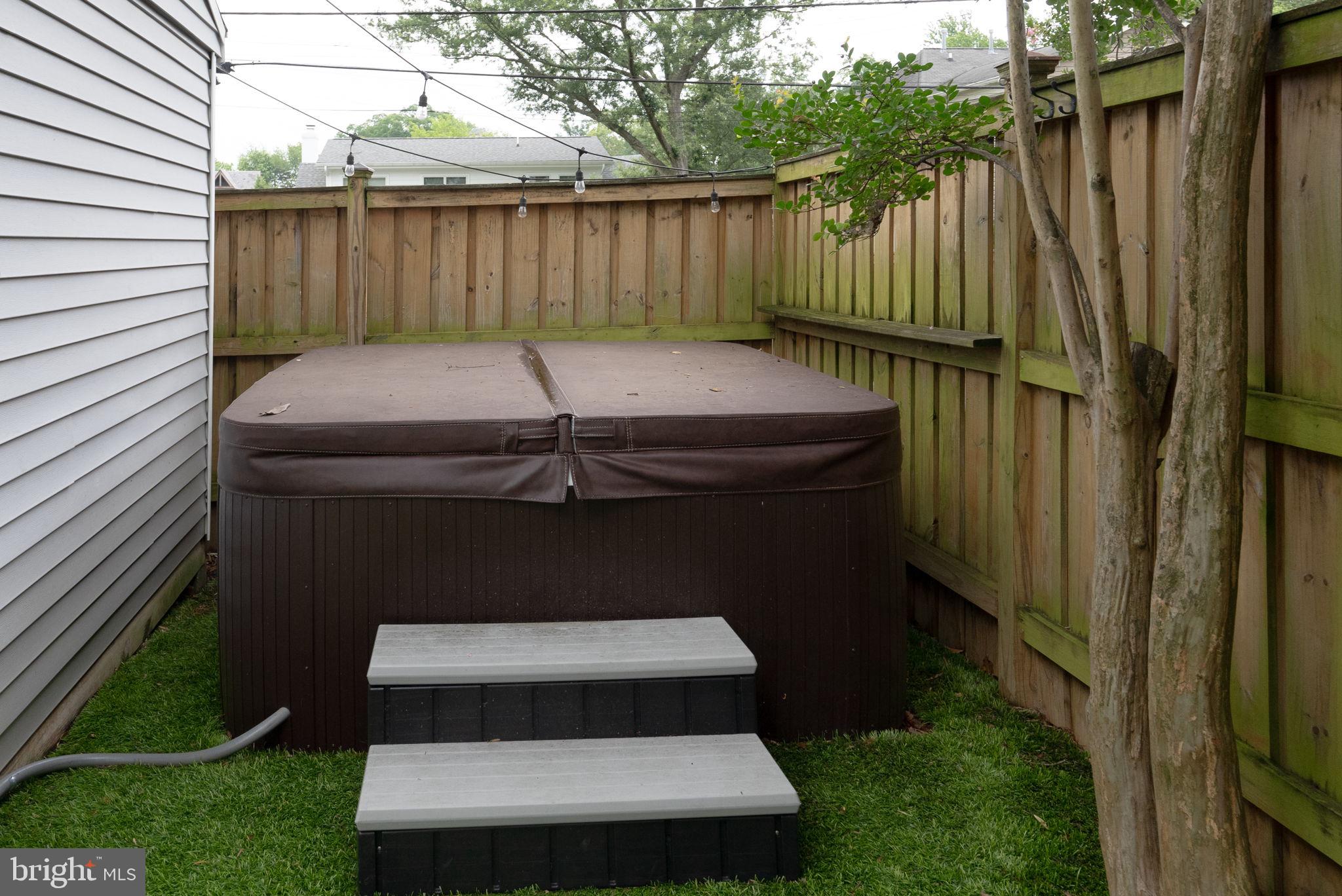 BEVERLY HILLS - Residential