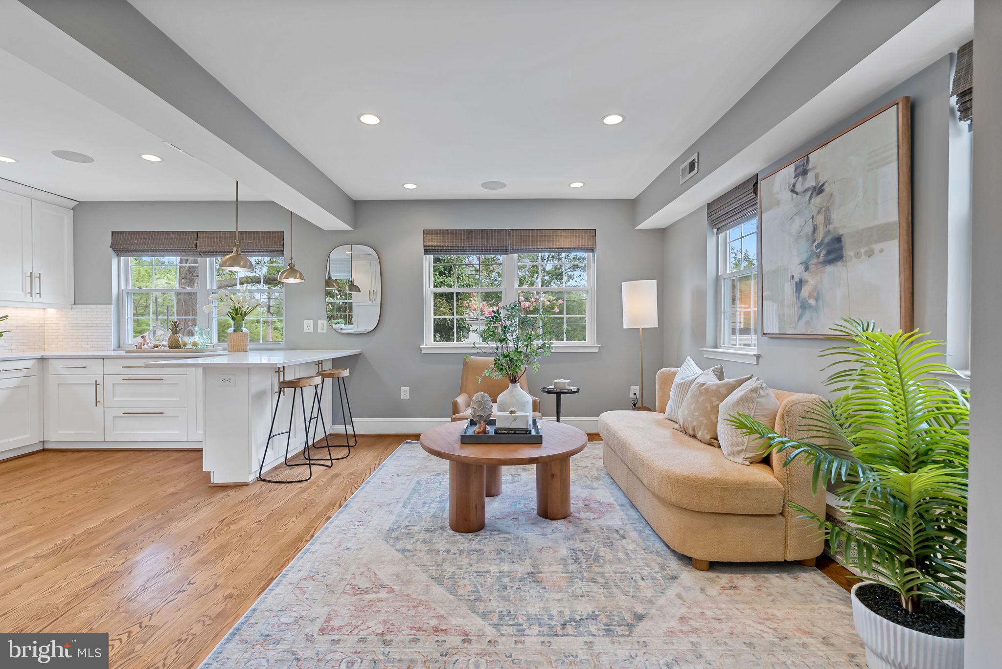 BEVERLY HILLS - Residential