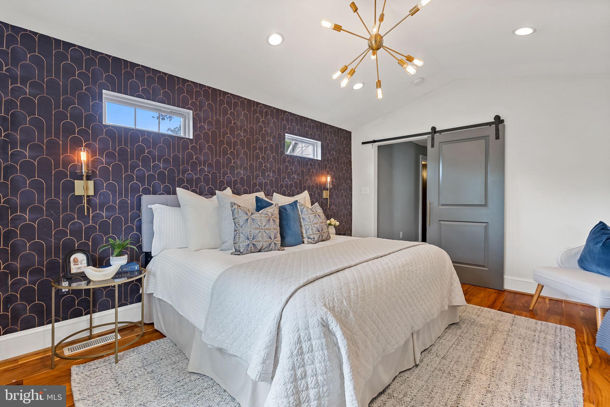 BEVERLY HILLS - Residential