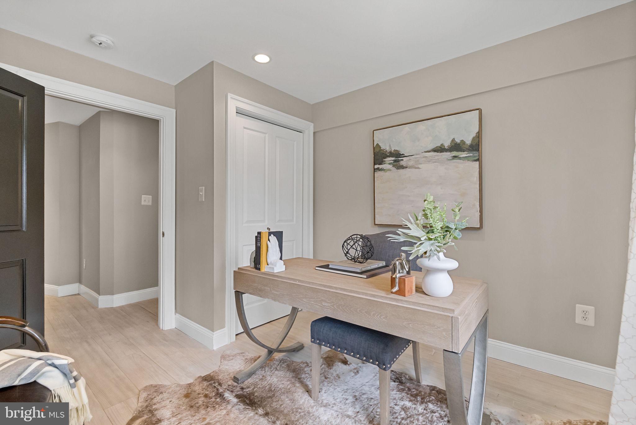 BEVERLY HILLS - Residential