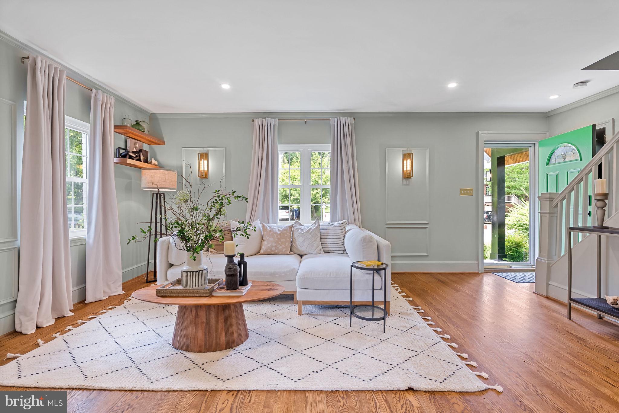 BEVERLY HILLS - Residential