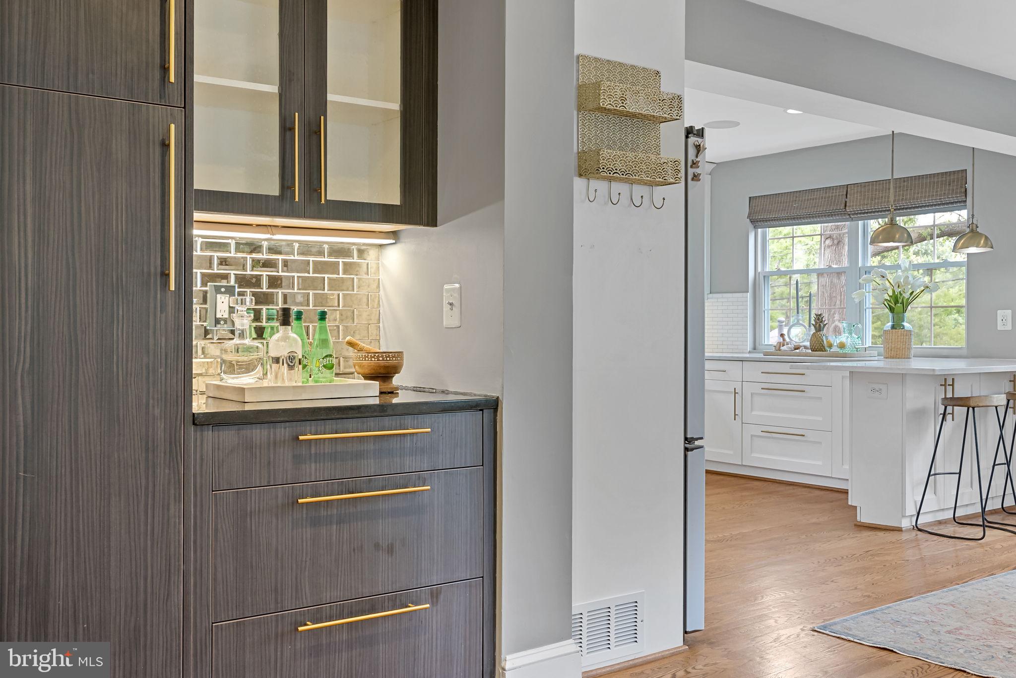 BEVERLY HILLS - Residential