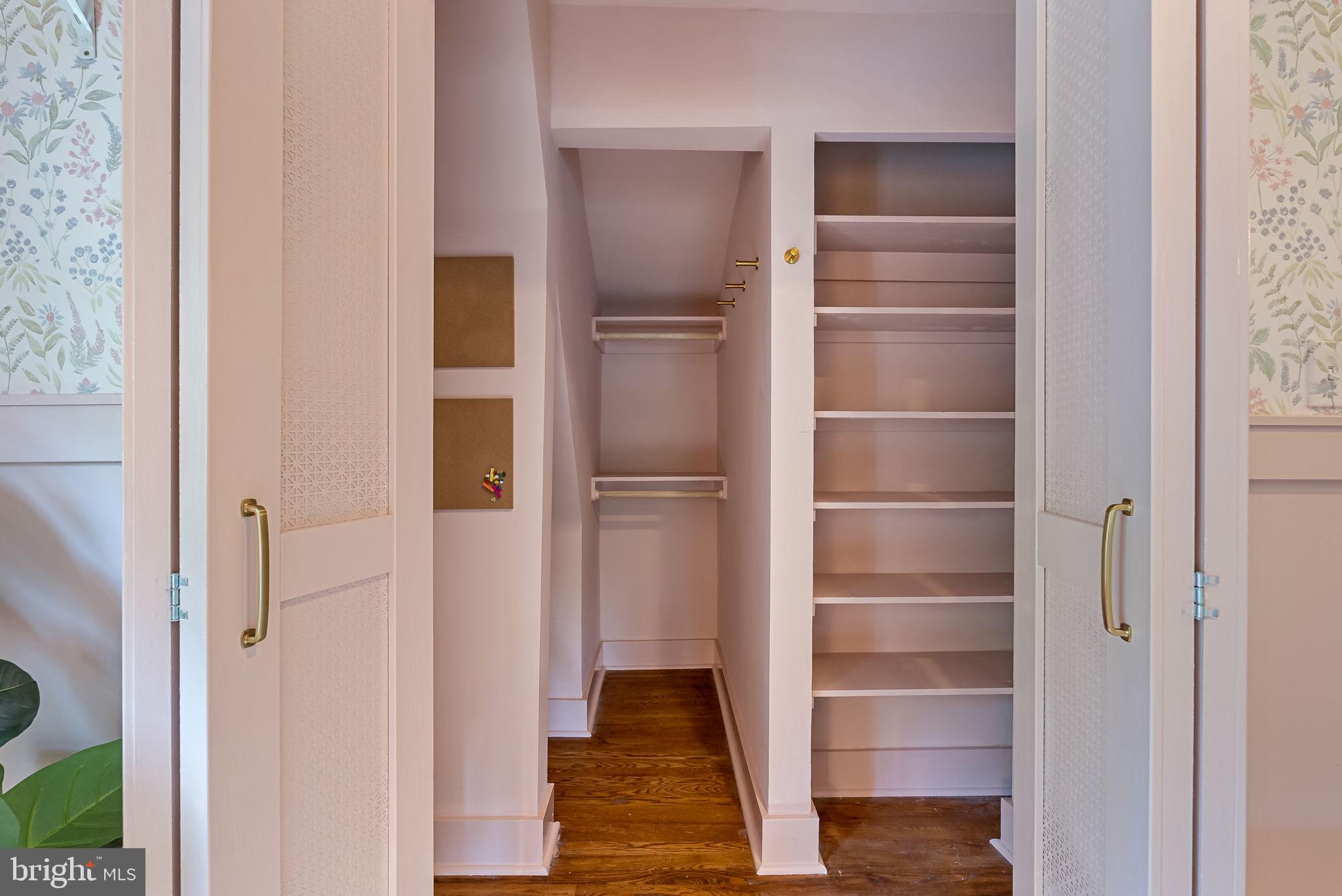 BEVERLY HILLS - Residential