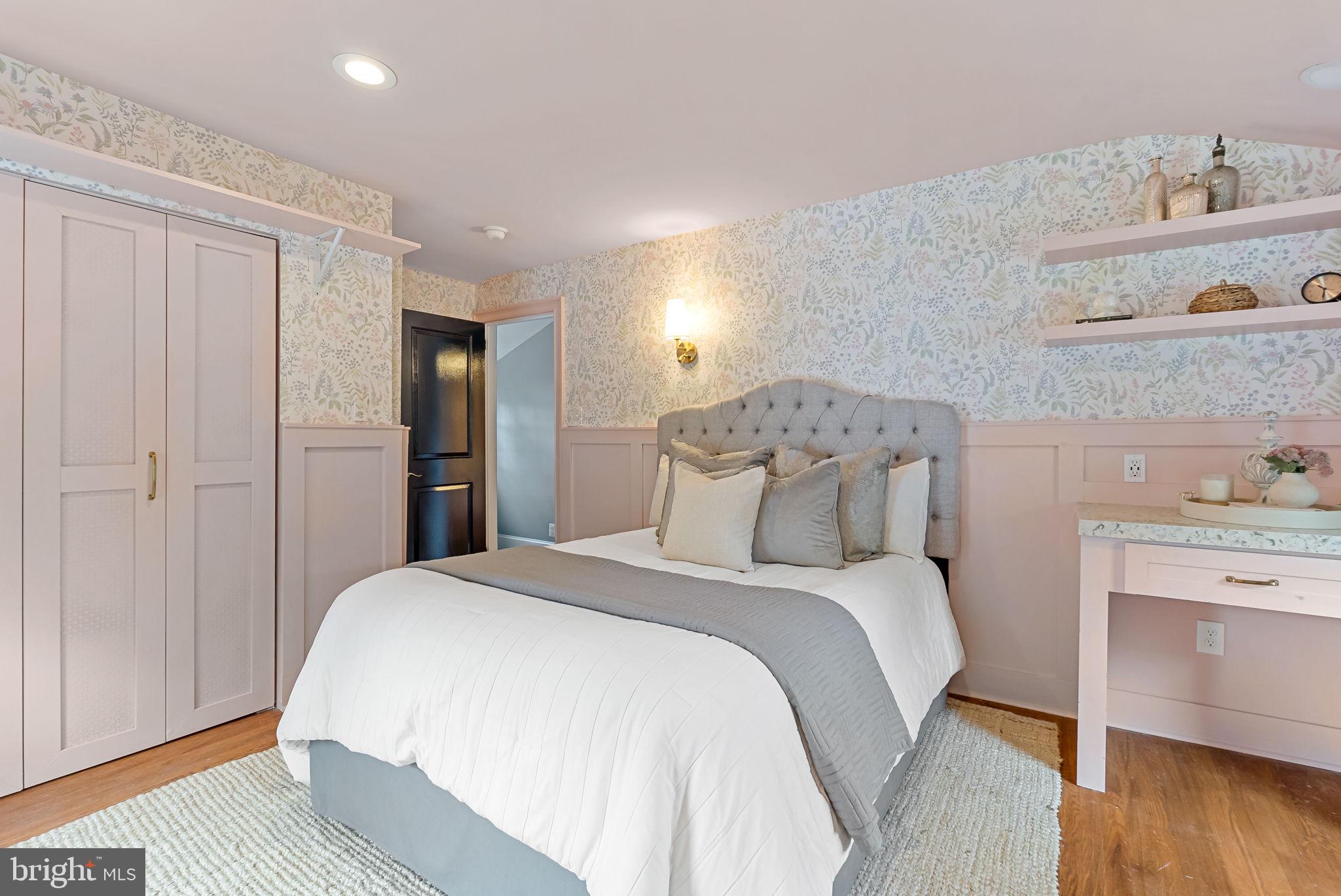 BEVERLY HILLS - Residential