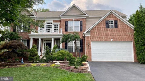 Homes For Rent - 13312 Scotch Run Court<br/> CENTREVILLE, VA 20120