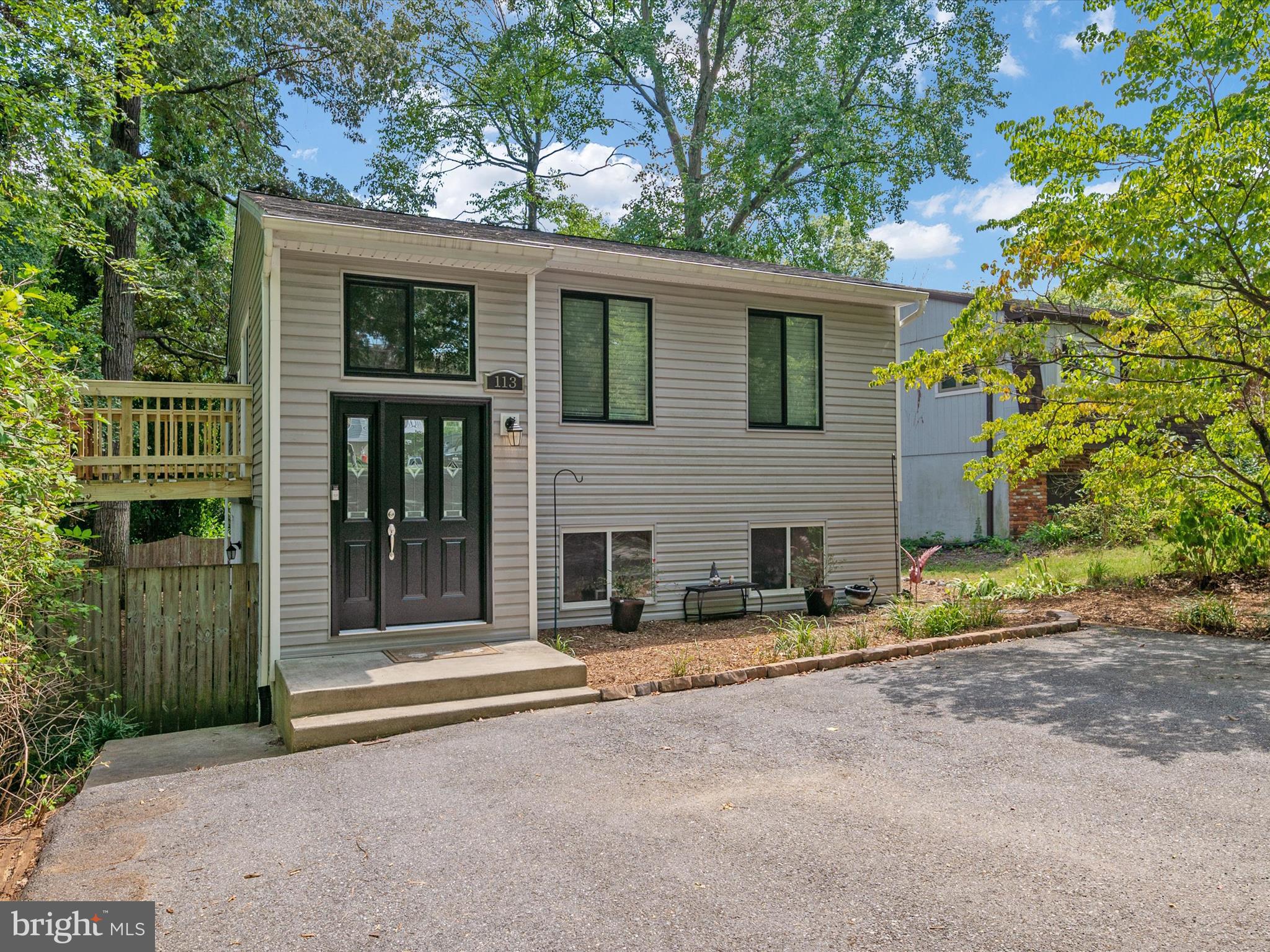 MCKINSEY WOODS - Residential