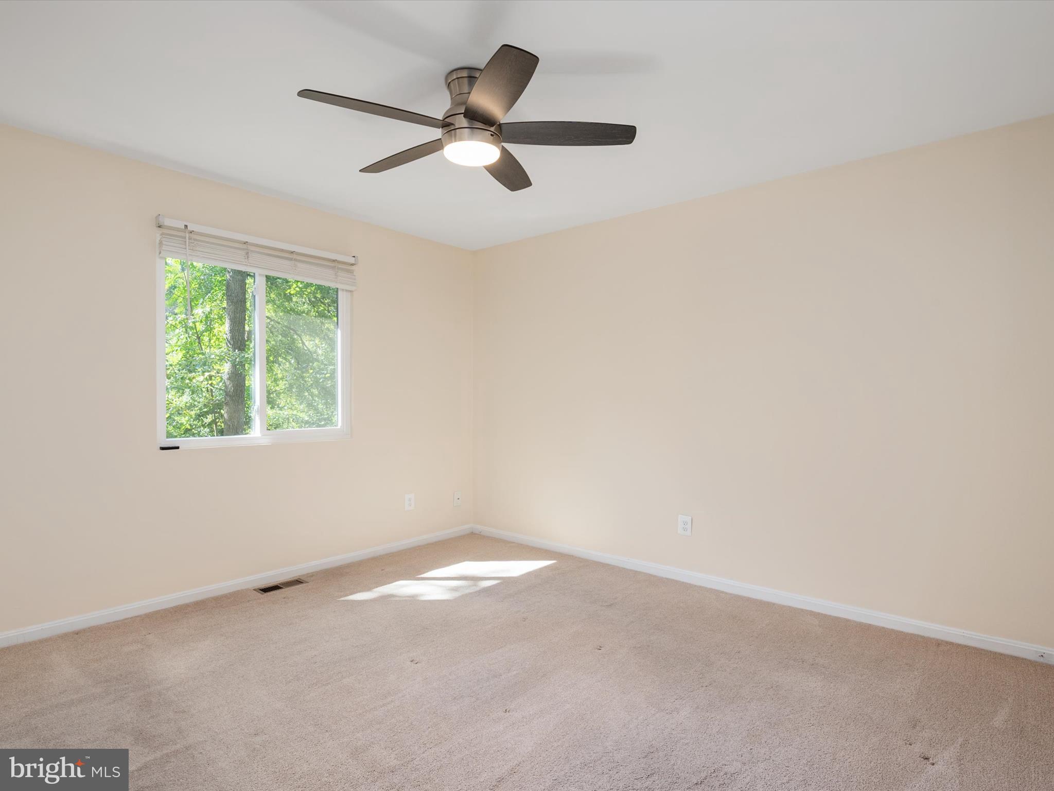 MCKINSEY WOODS - Residential