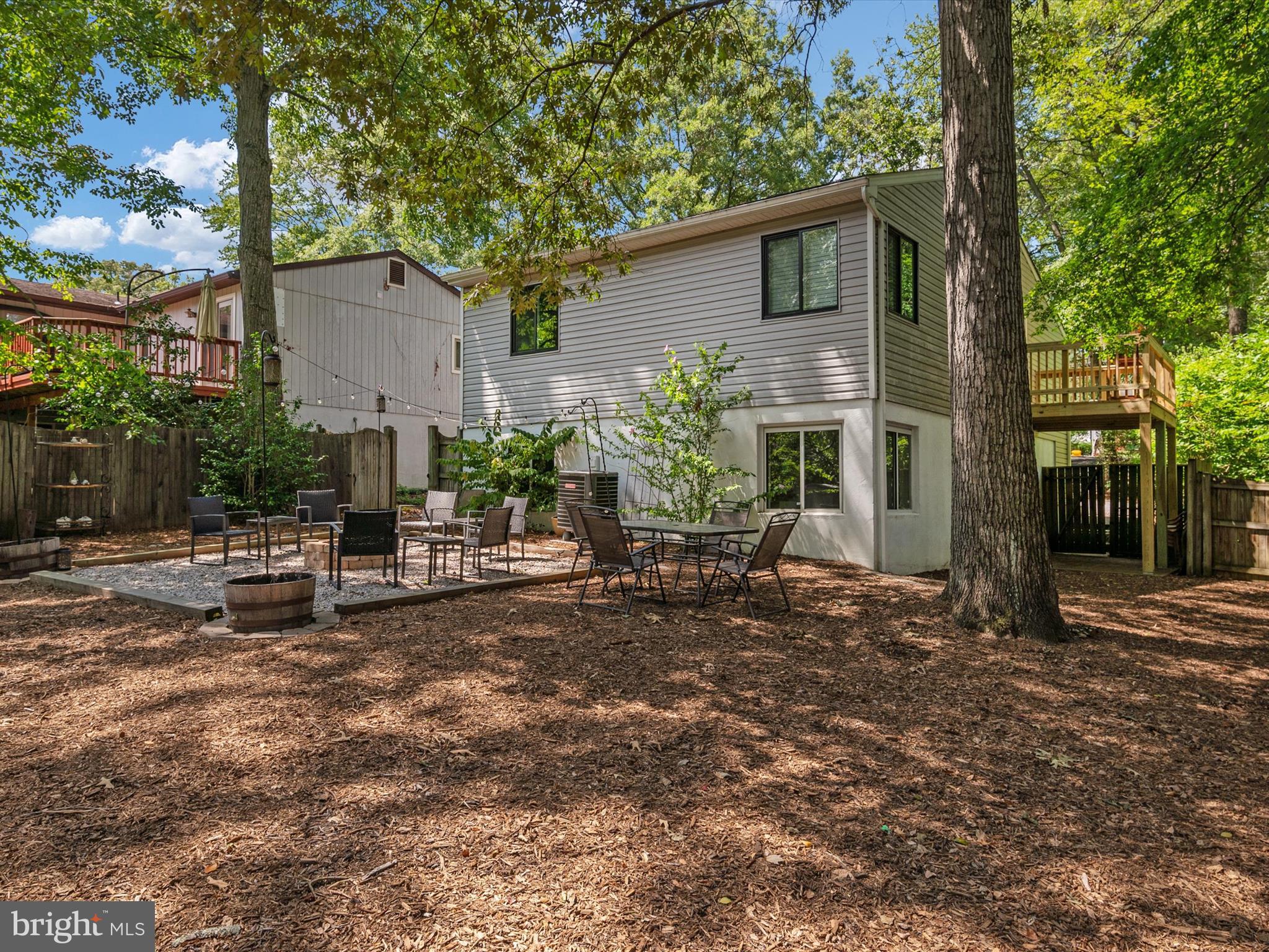 MCKINSEY WOODS - Residential