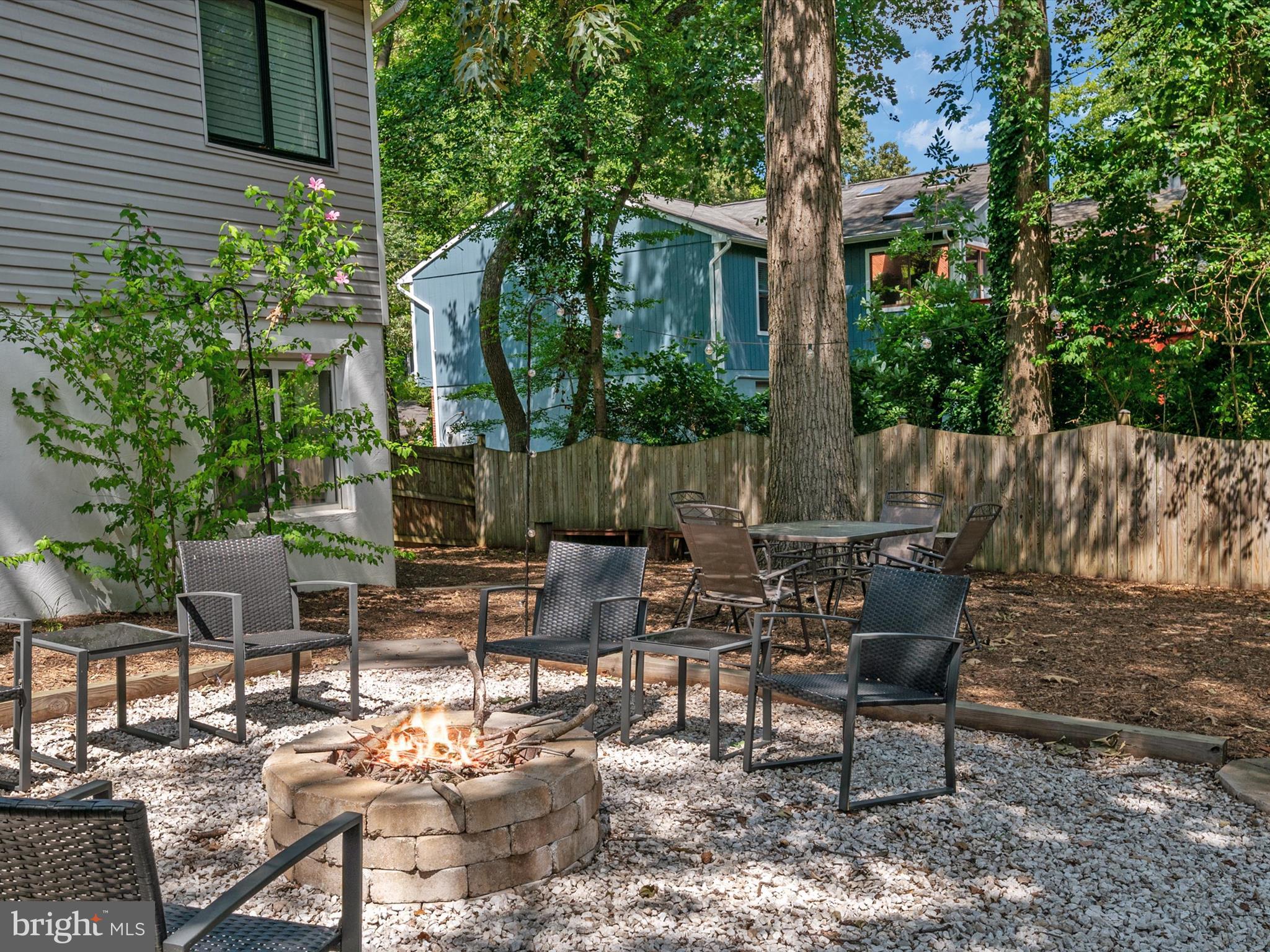 MCKINSEY WOODS - Residential