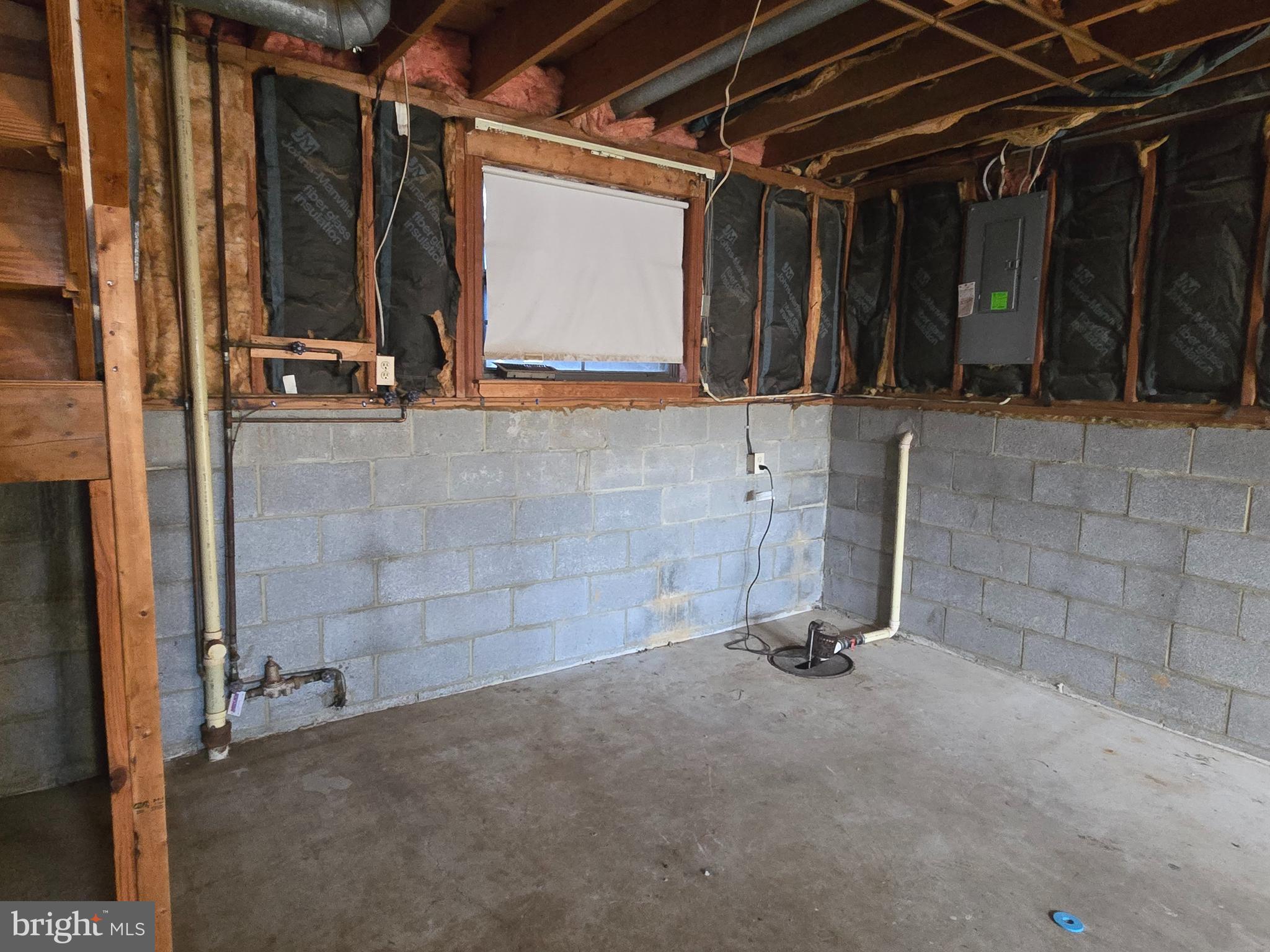 UPTON VILLAGE NORTH - Residential