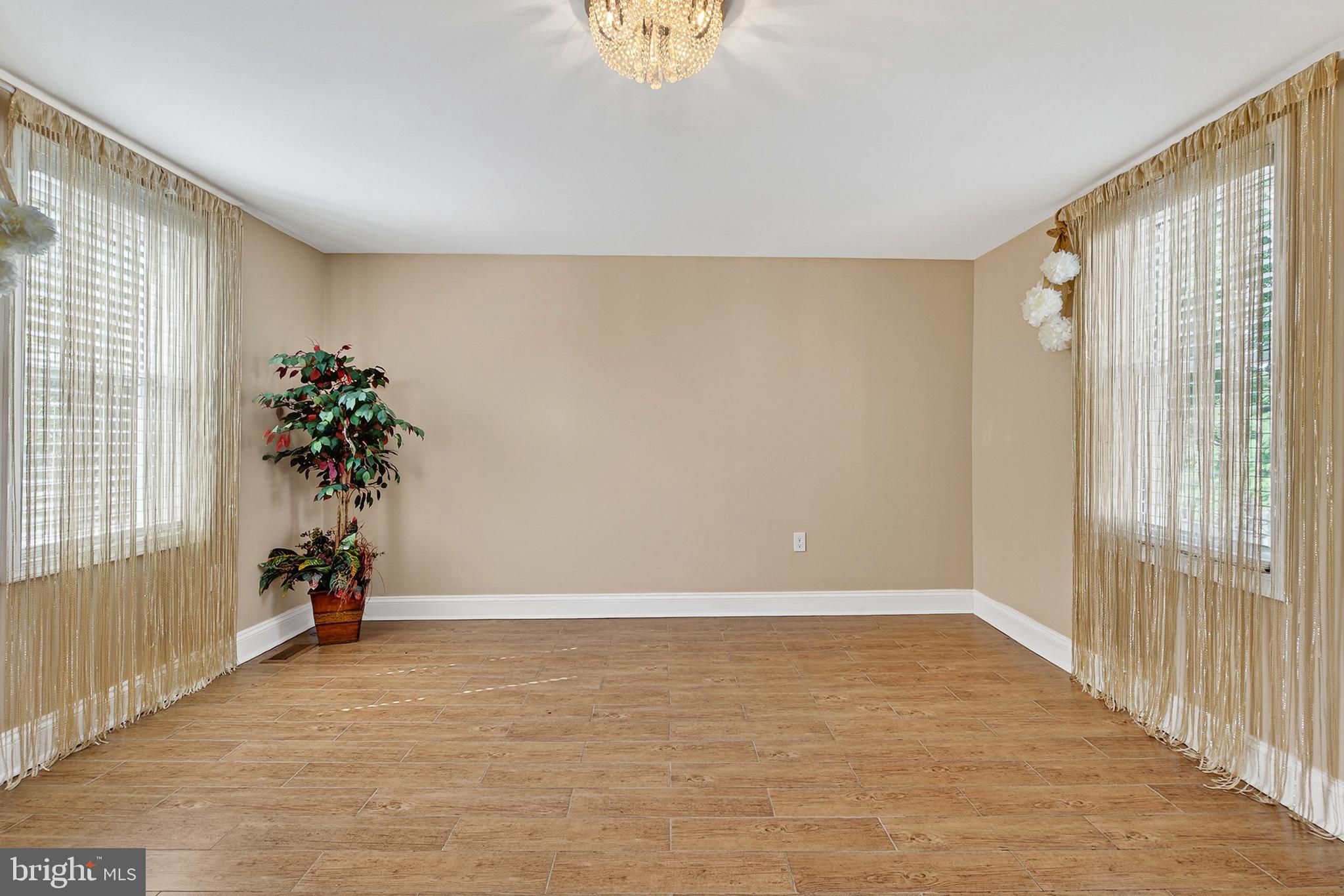 REISTERSTOWN/GLYNDON - Residential Lease