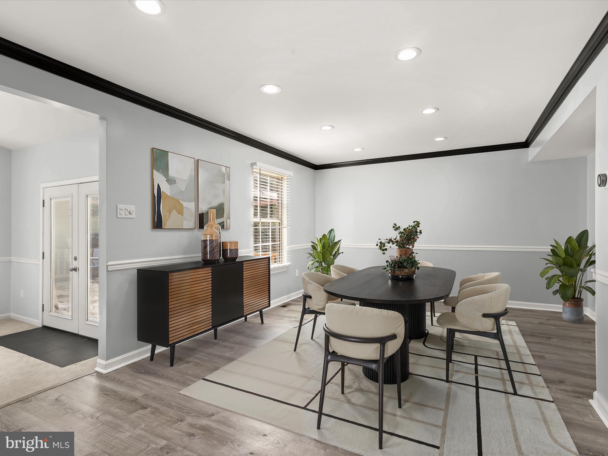 ROBIN MEADOWS - Residential