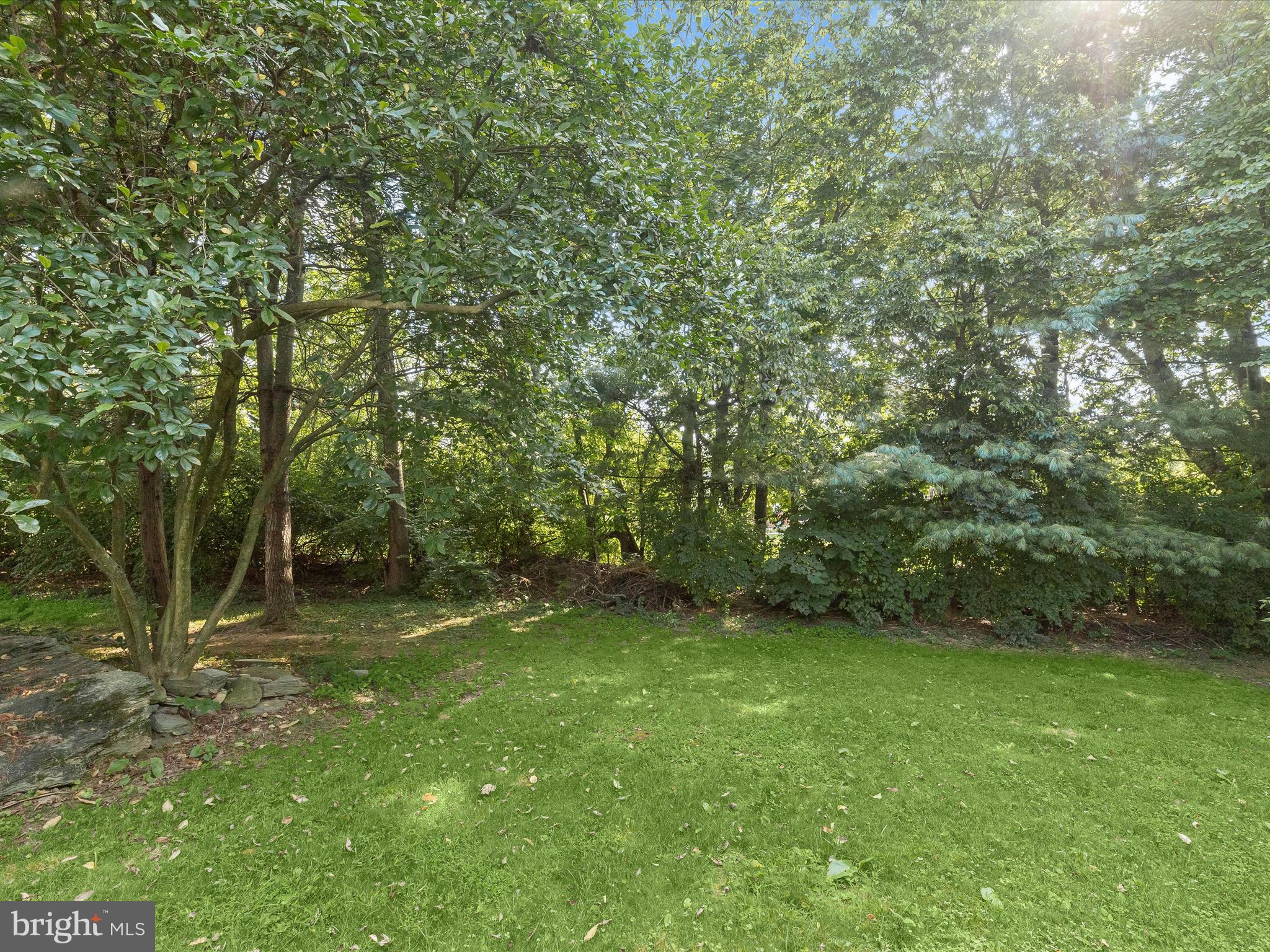 ROBIN MEADOWS - Residential