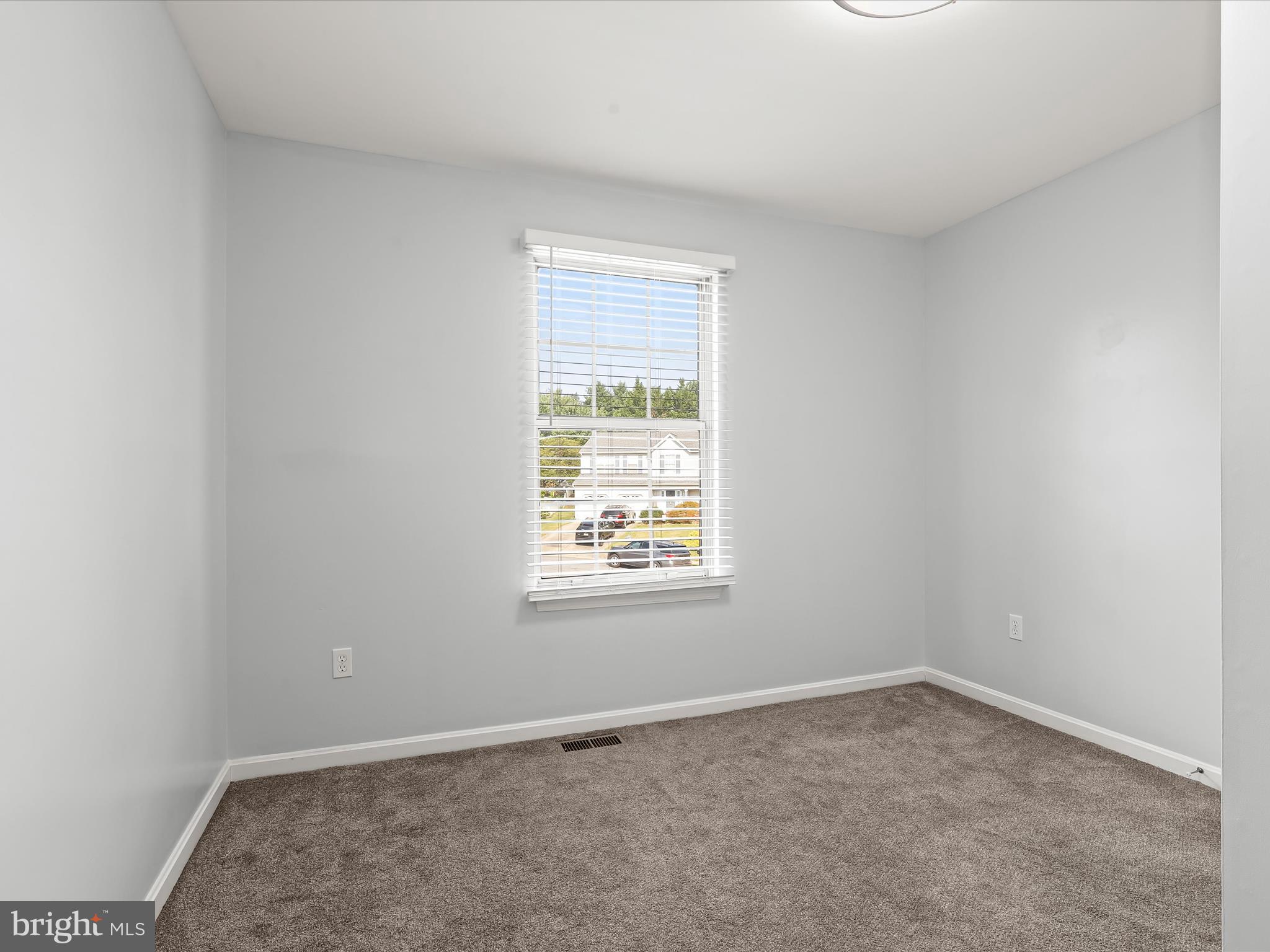 ROBIN MEADOWS - Residential