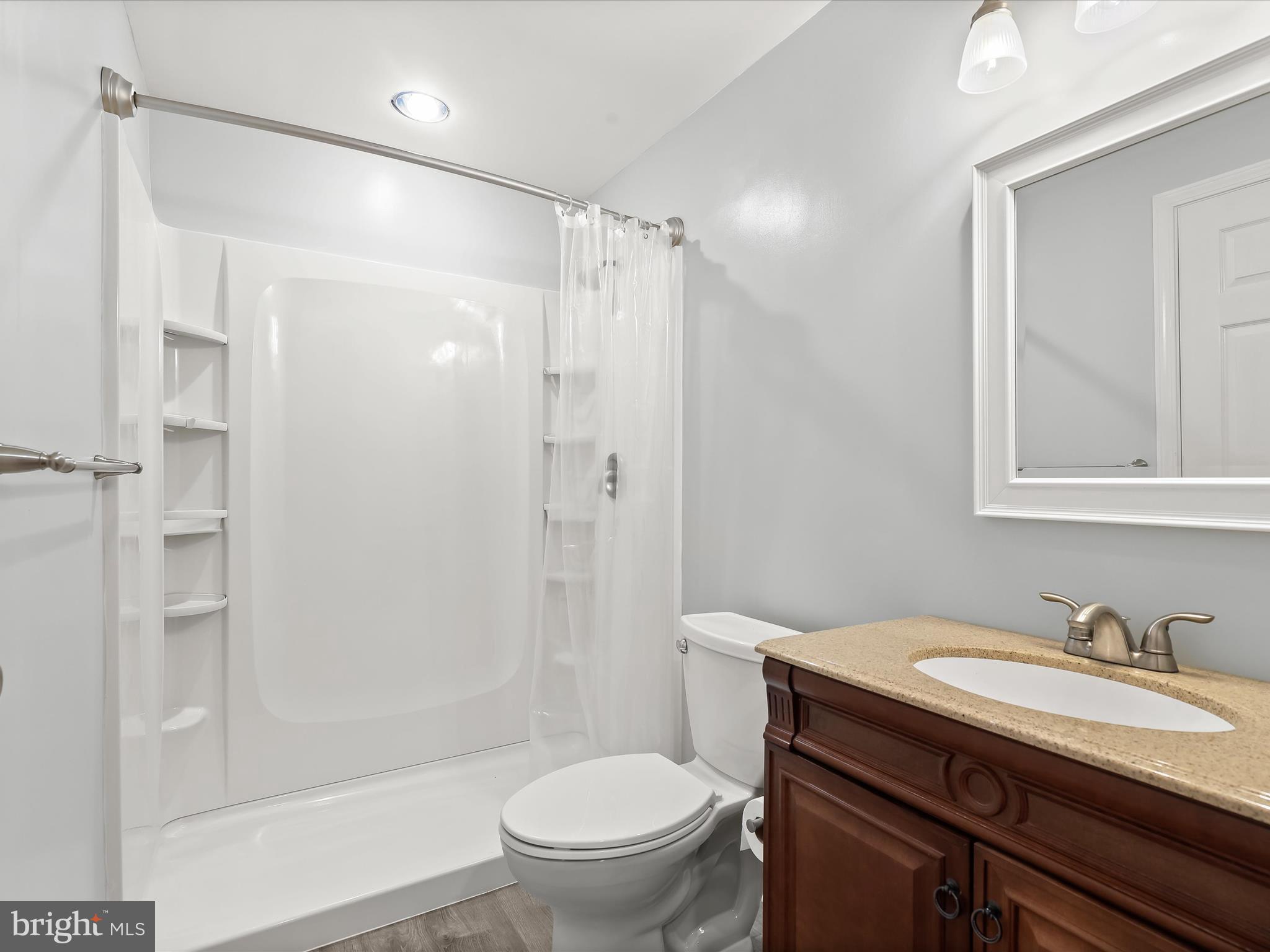 ROBIN MEADOWS - Residential