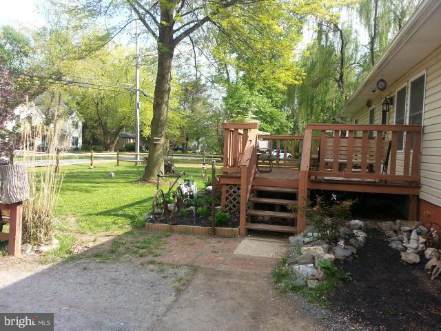 GOLDEN BEACH - Residential