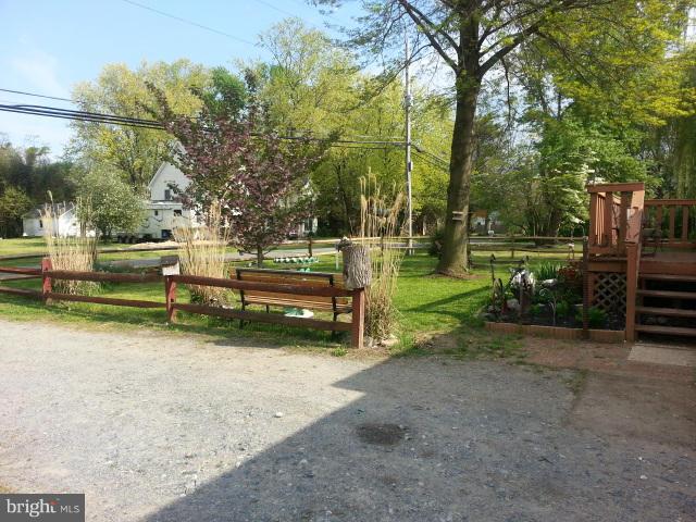 GOLDEN BEACH - Residential