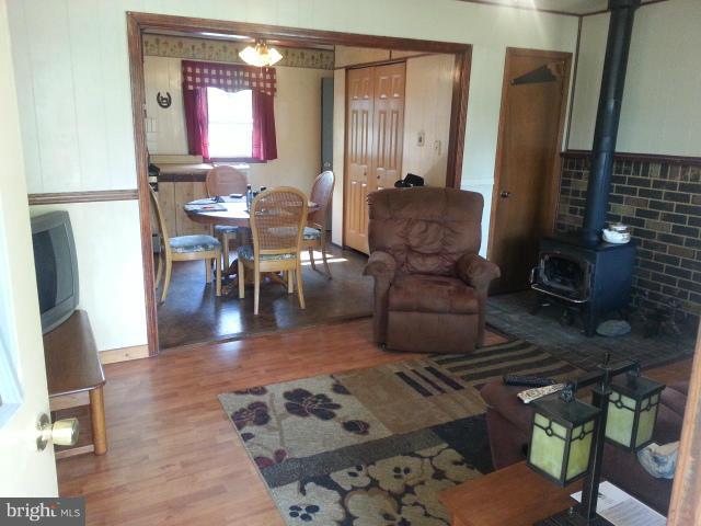 GOLDEN BEACH - Residential