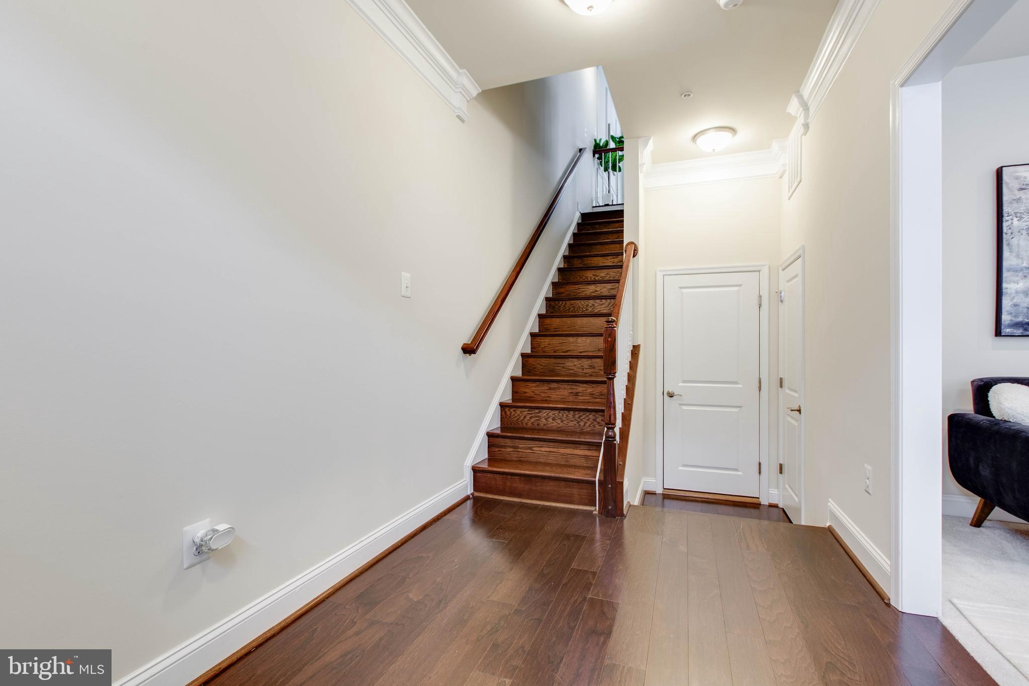 6021 CHARLES CROSSING