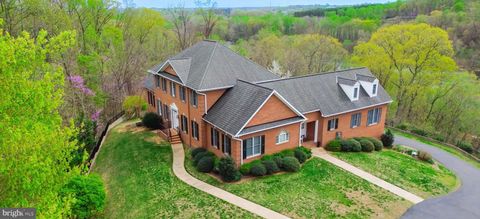 120 BLAISDELL LANE FREDERICKSBURG VA 22405