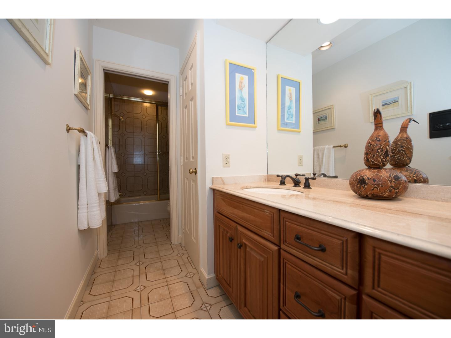 RAVENSCLIFF - Residential