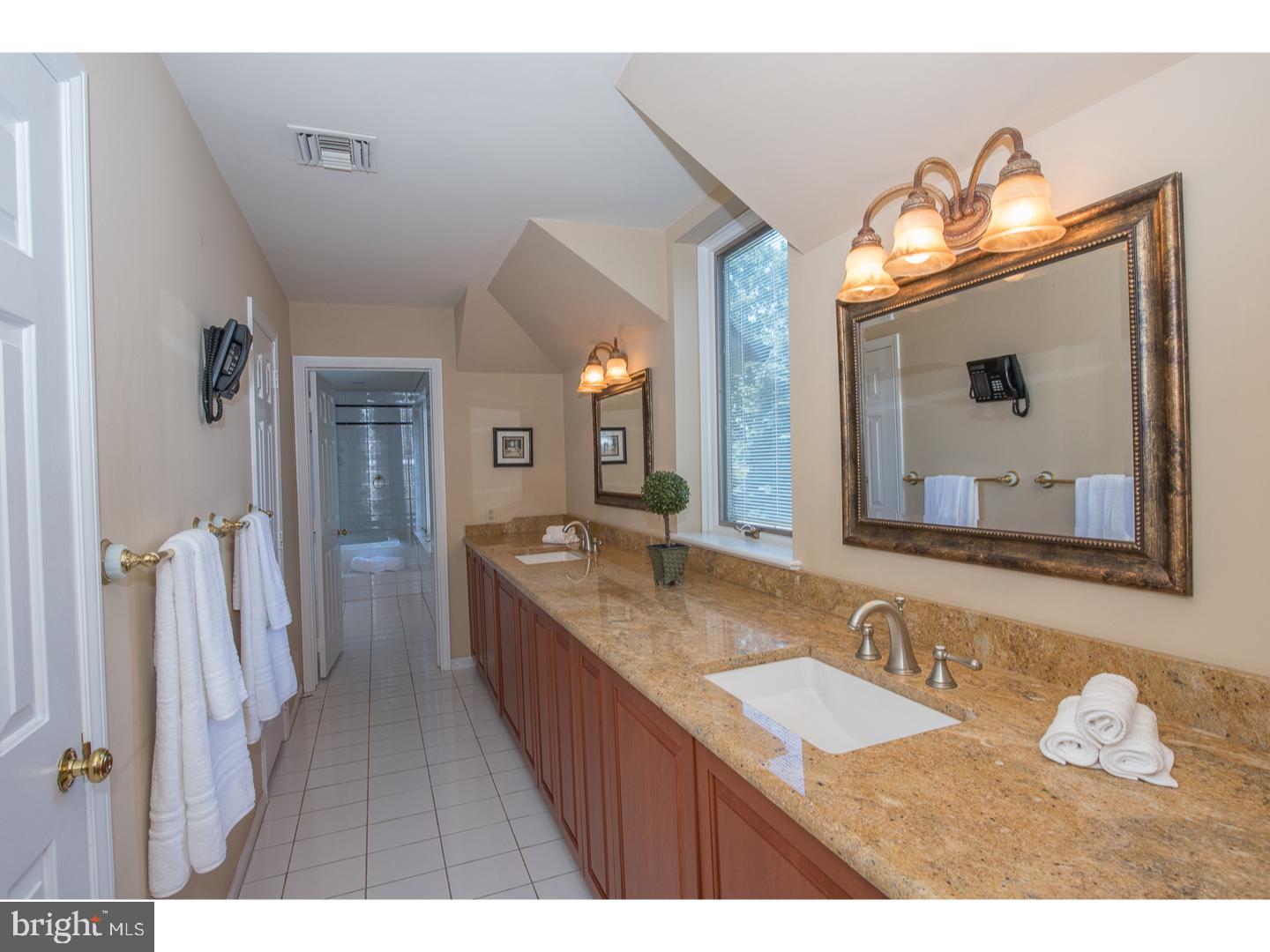 RAVENSCLIFF - Residential