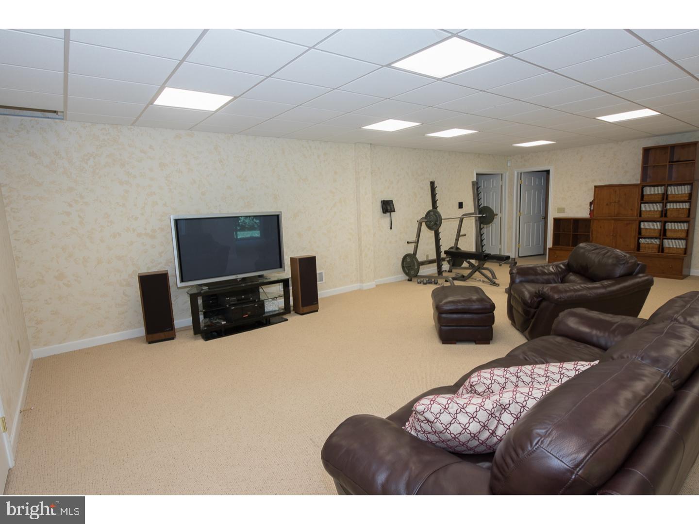 RAVENSCLIFF - Residential