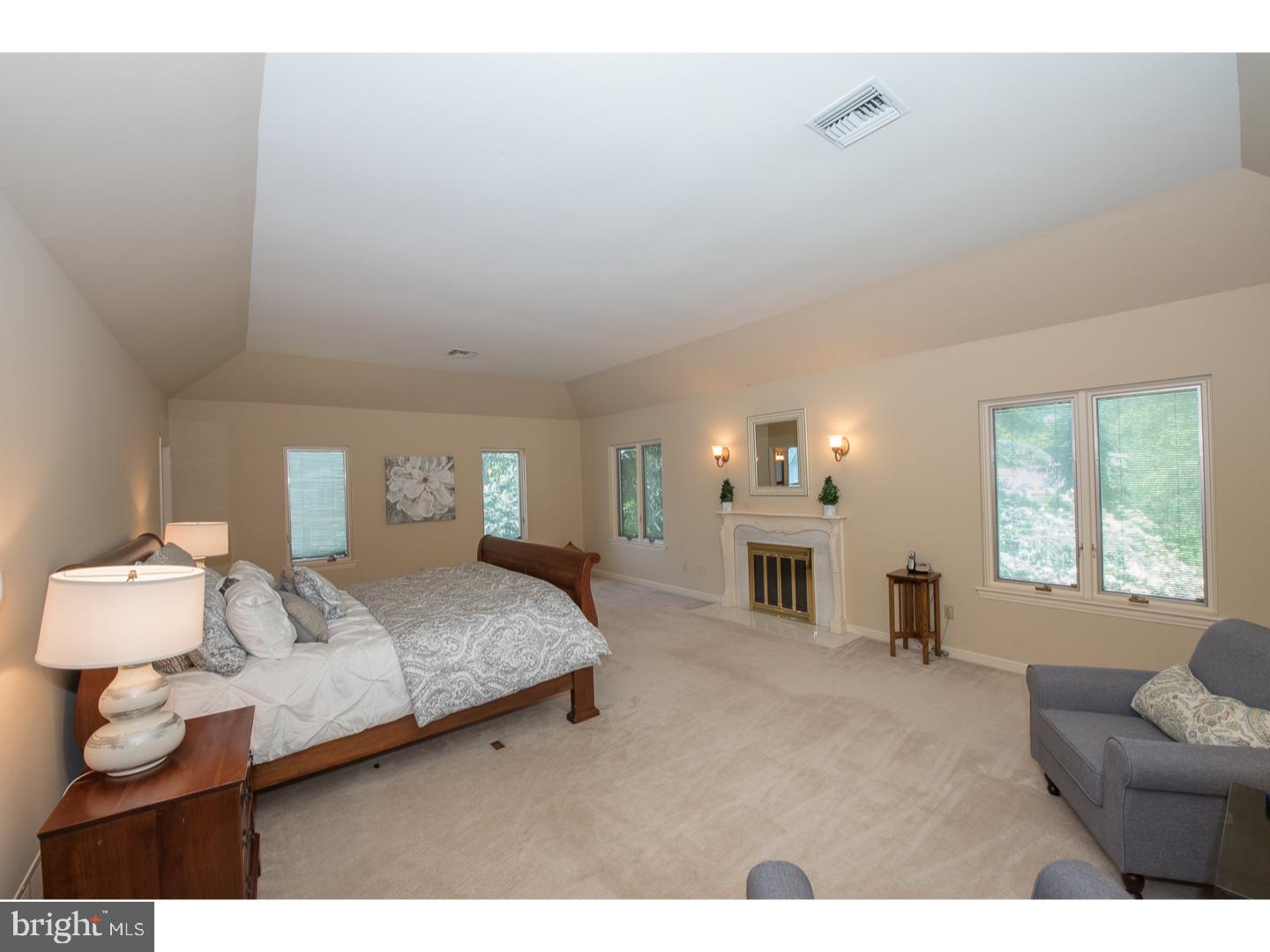 RAVENSCLIFF - Residential