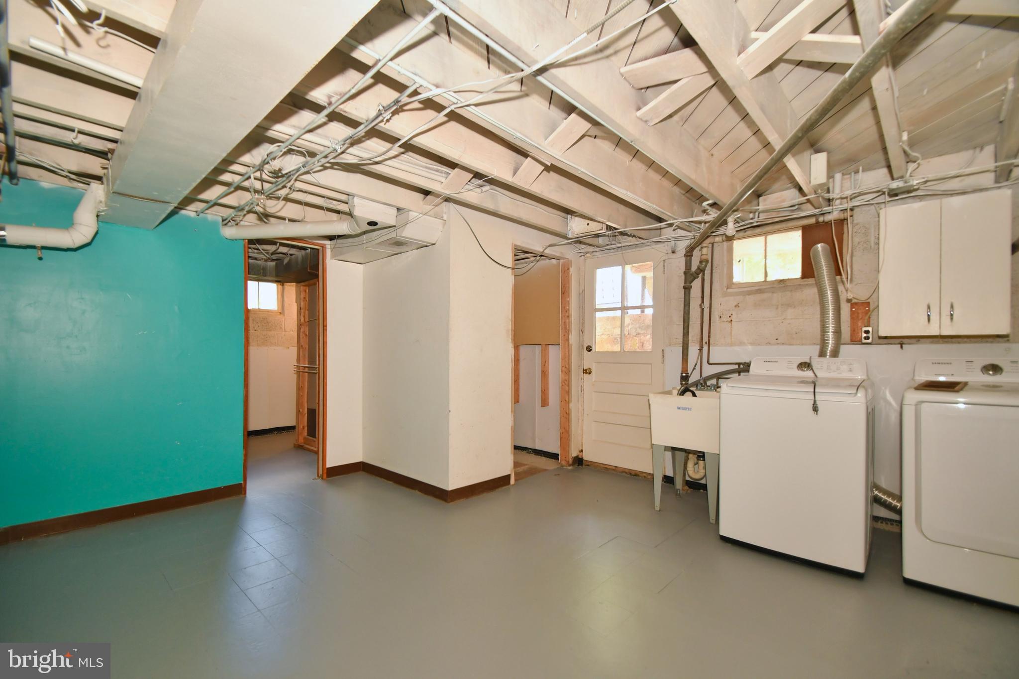 LOCH RAVEN VILLAGE - Residential