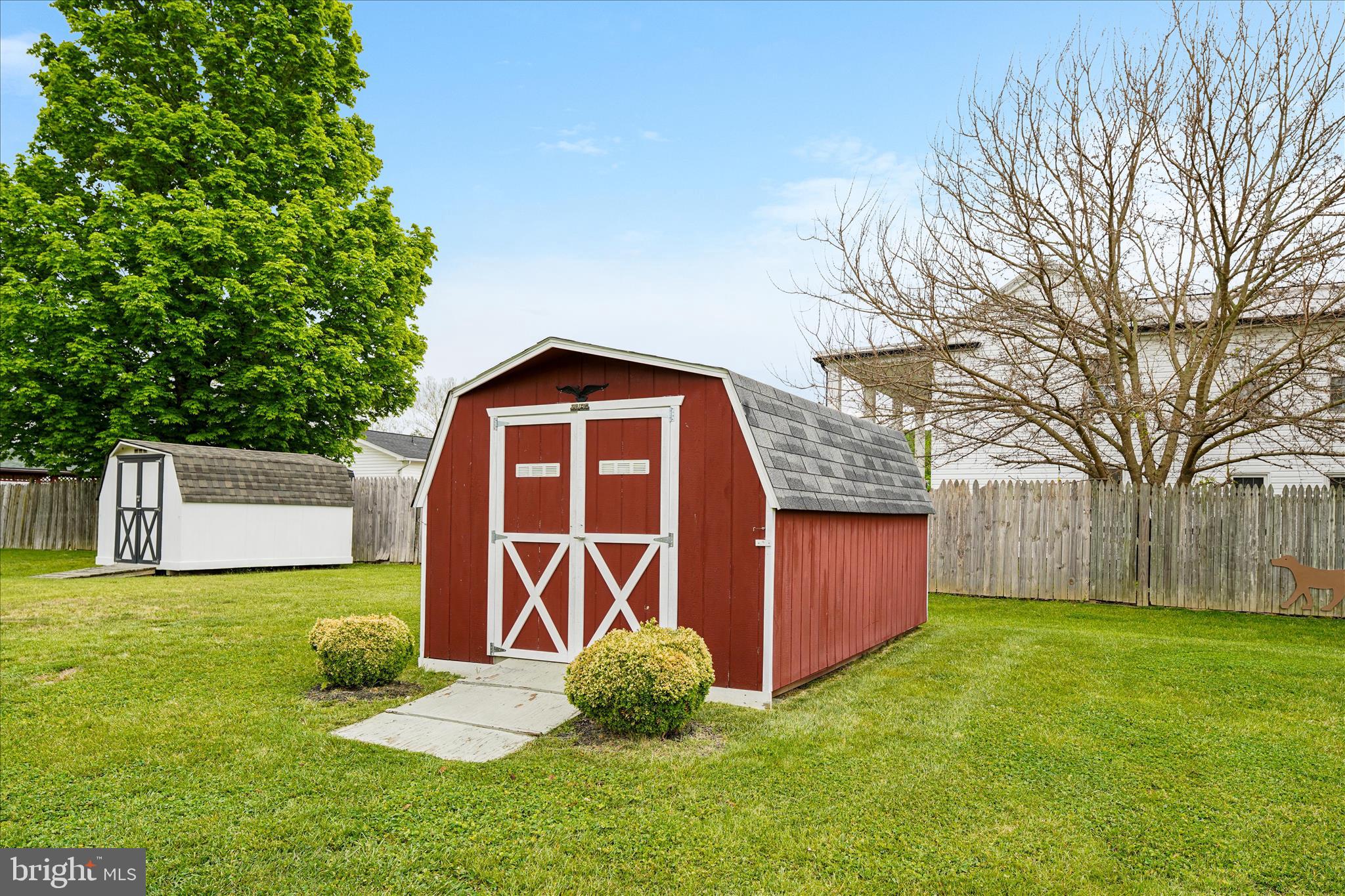 THE SHERRY YEAKLE - Residential