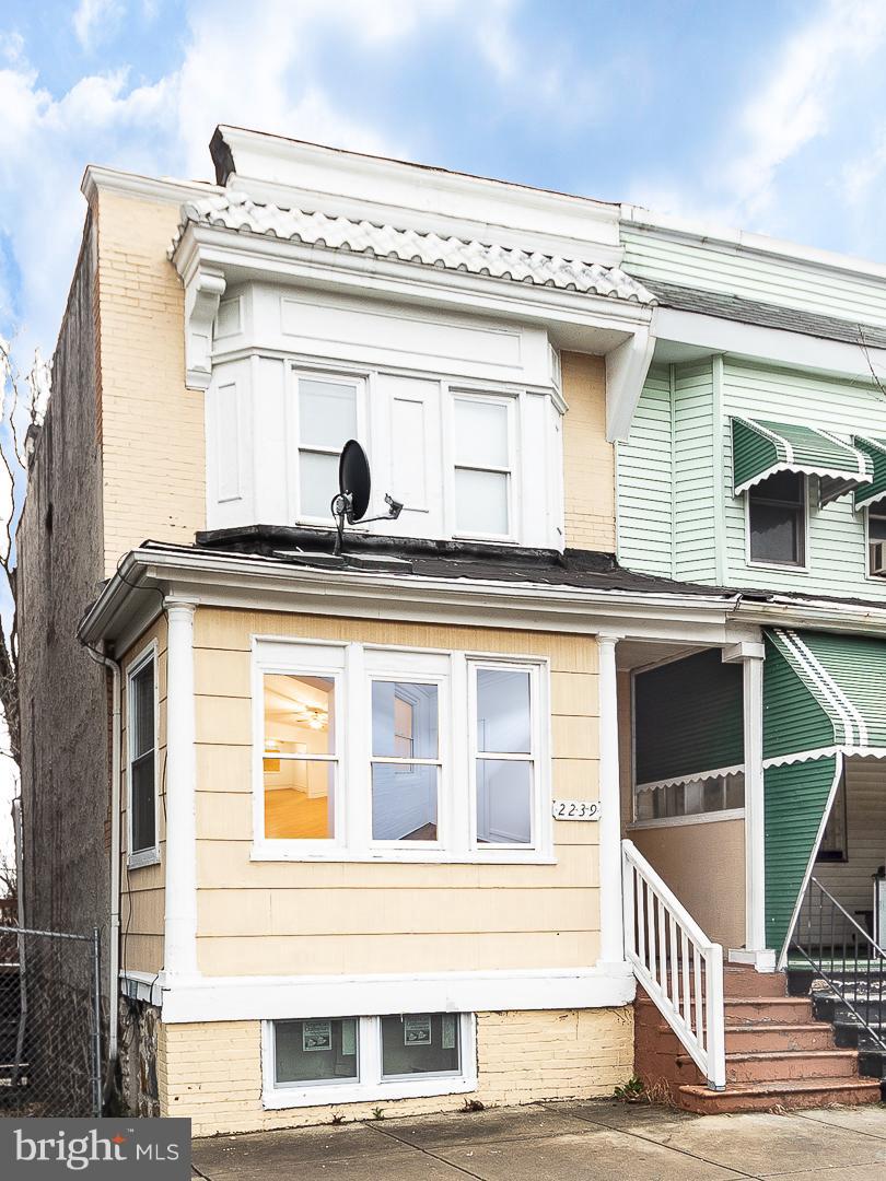 EAST BALTIMORE MIDWAY - Residential Lease